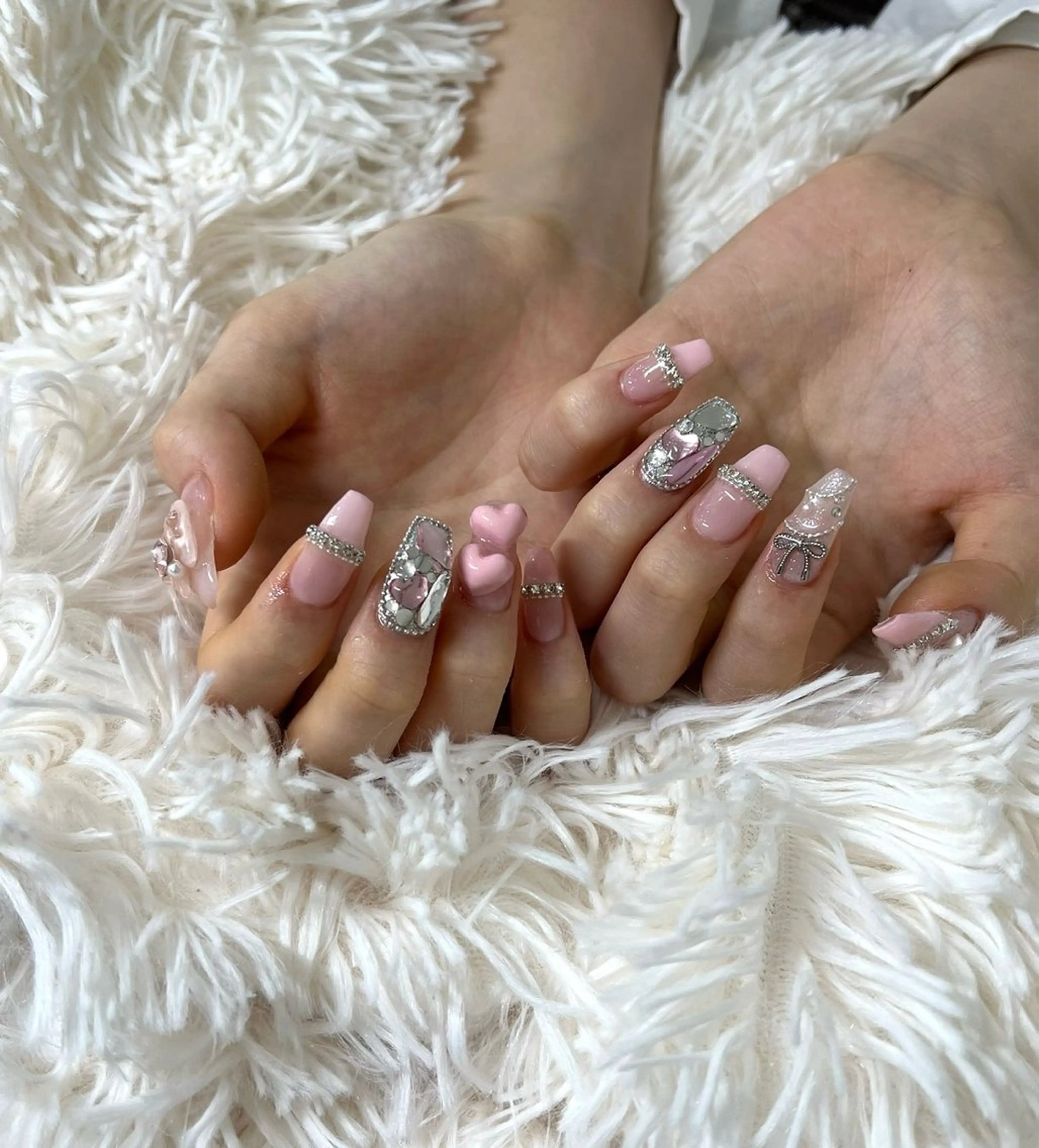 ネイル ハンドネイル フットネイル PEEKABOO京橋 EYE&NAILのネイルデザイン