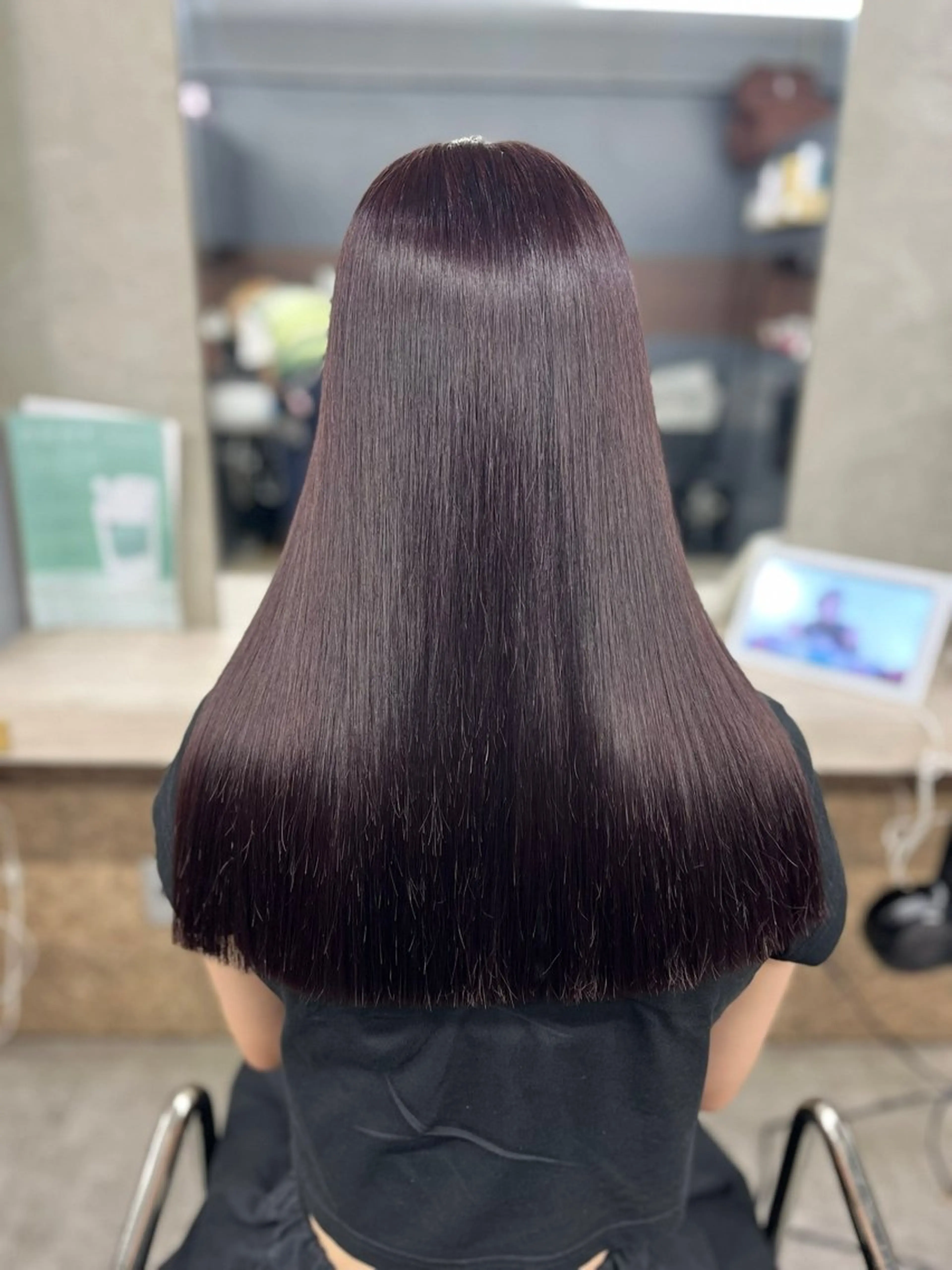 ロング カラー ヘアカラー トリートメント 🖤 tsubura🖤のヘアスタイル