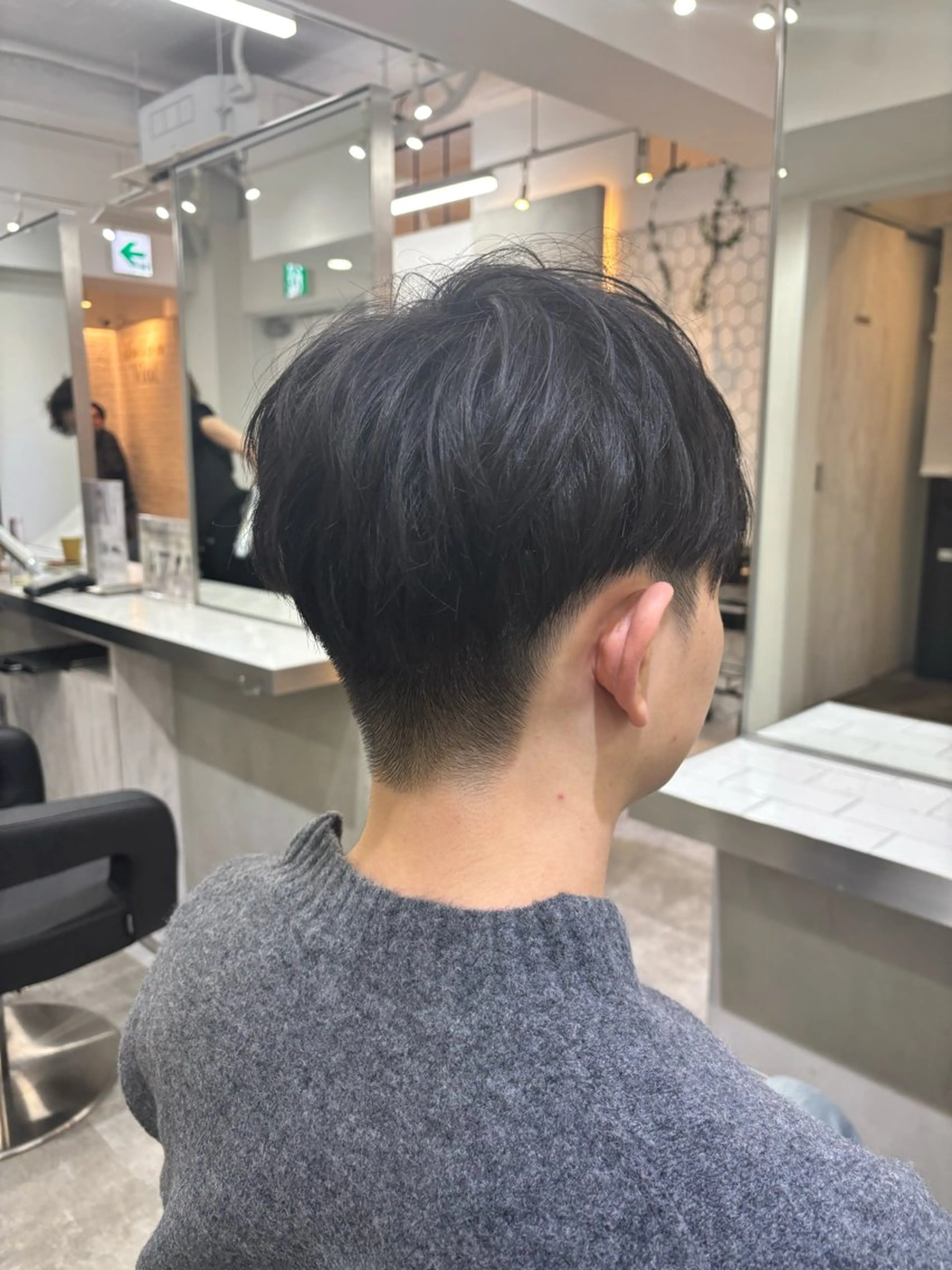 ショート メンズ カット Ｖｉｏｔ  銀座 樋口 桃佳のヘアスタイル