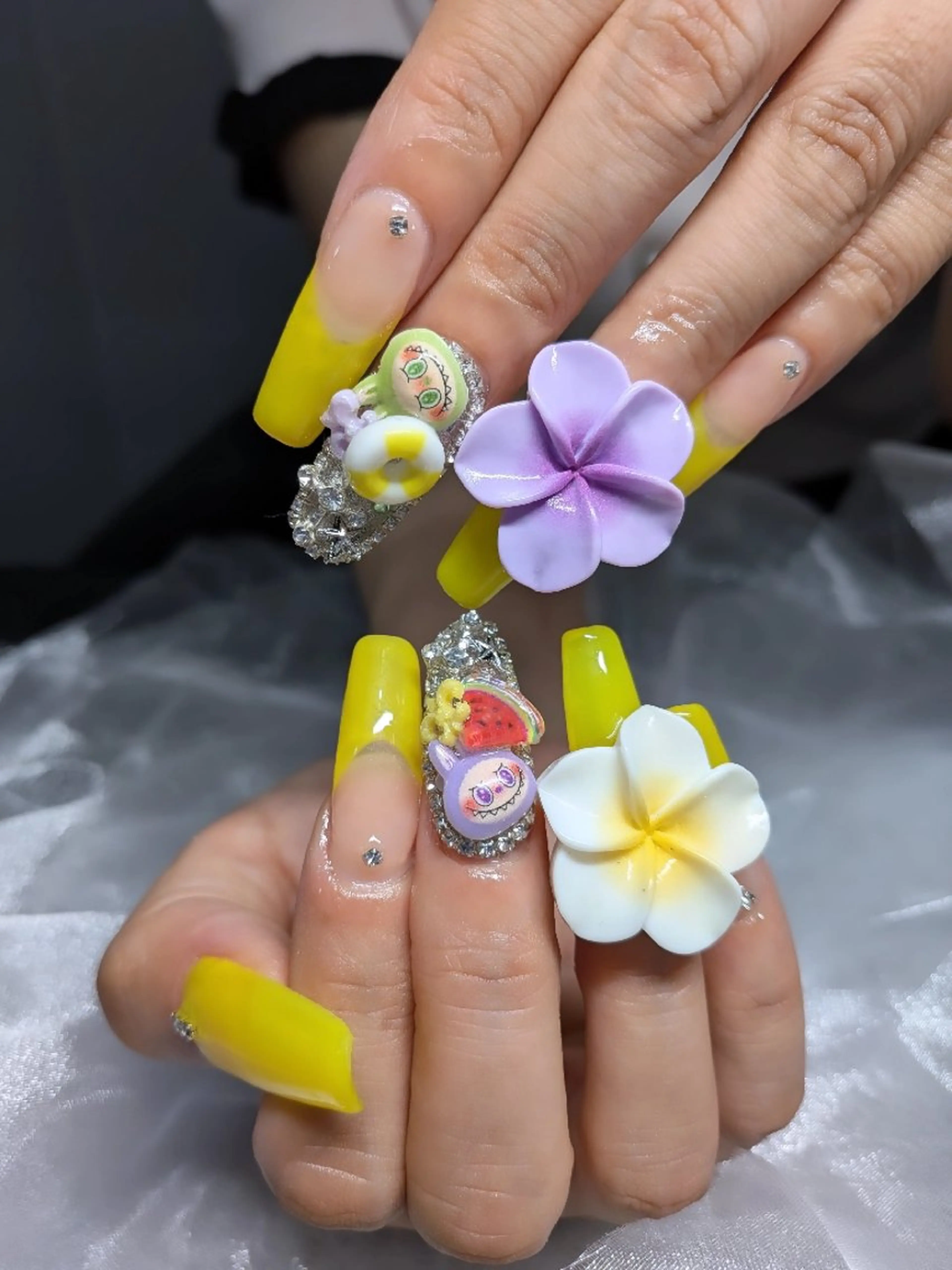 ロング ハンドネイル salon  Liange所属・La maharo YUのネイルデザイン