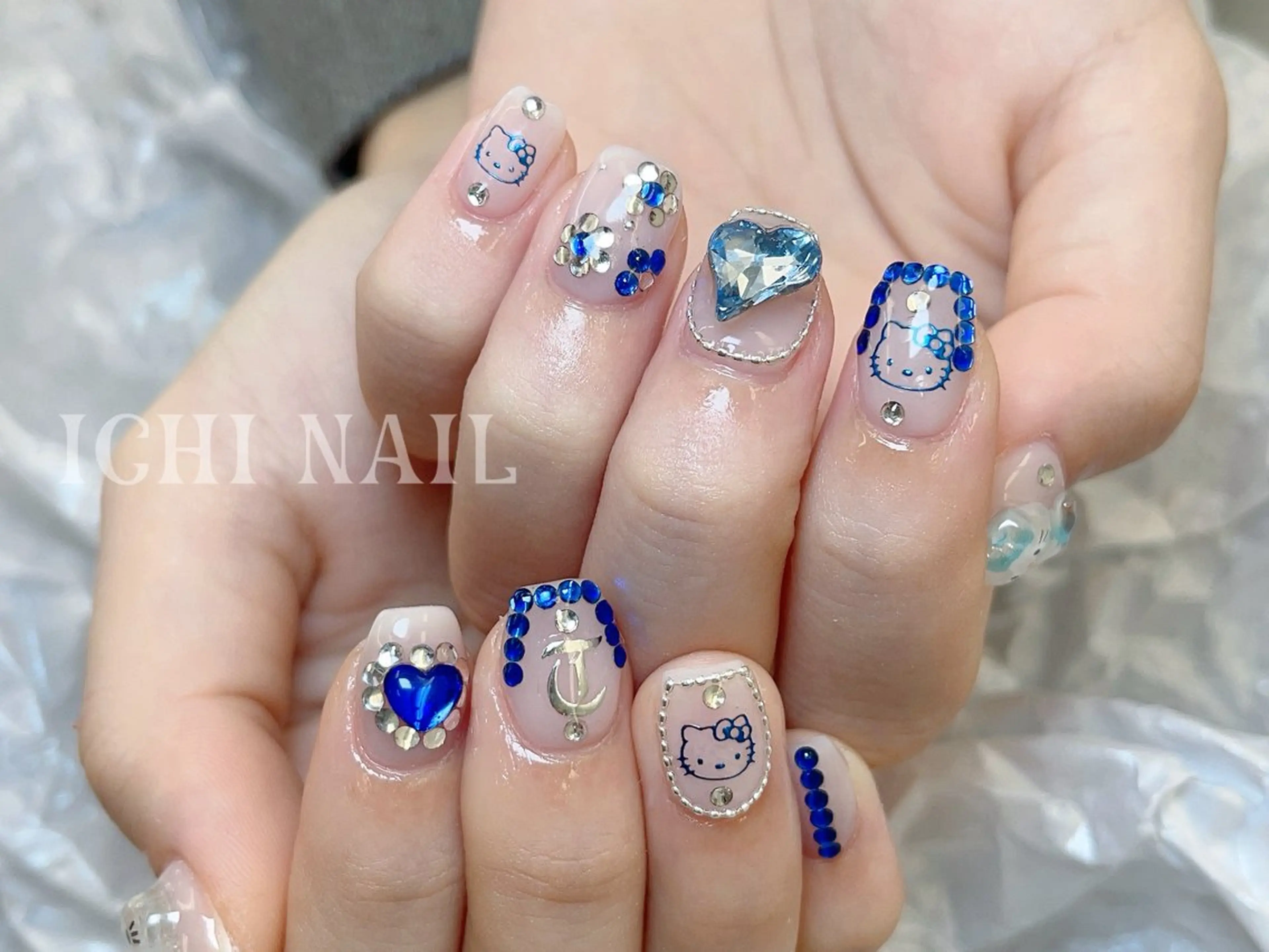 ネイル ハンドネイル 🧚🏻‍♀️ NOHA🎀のネイルデザイン