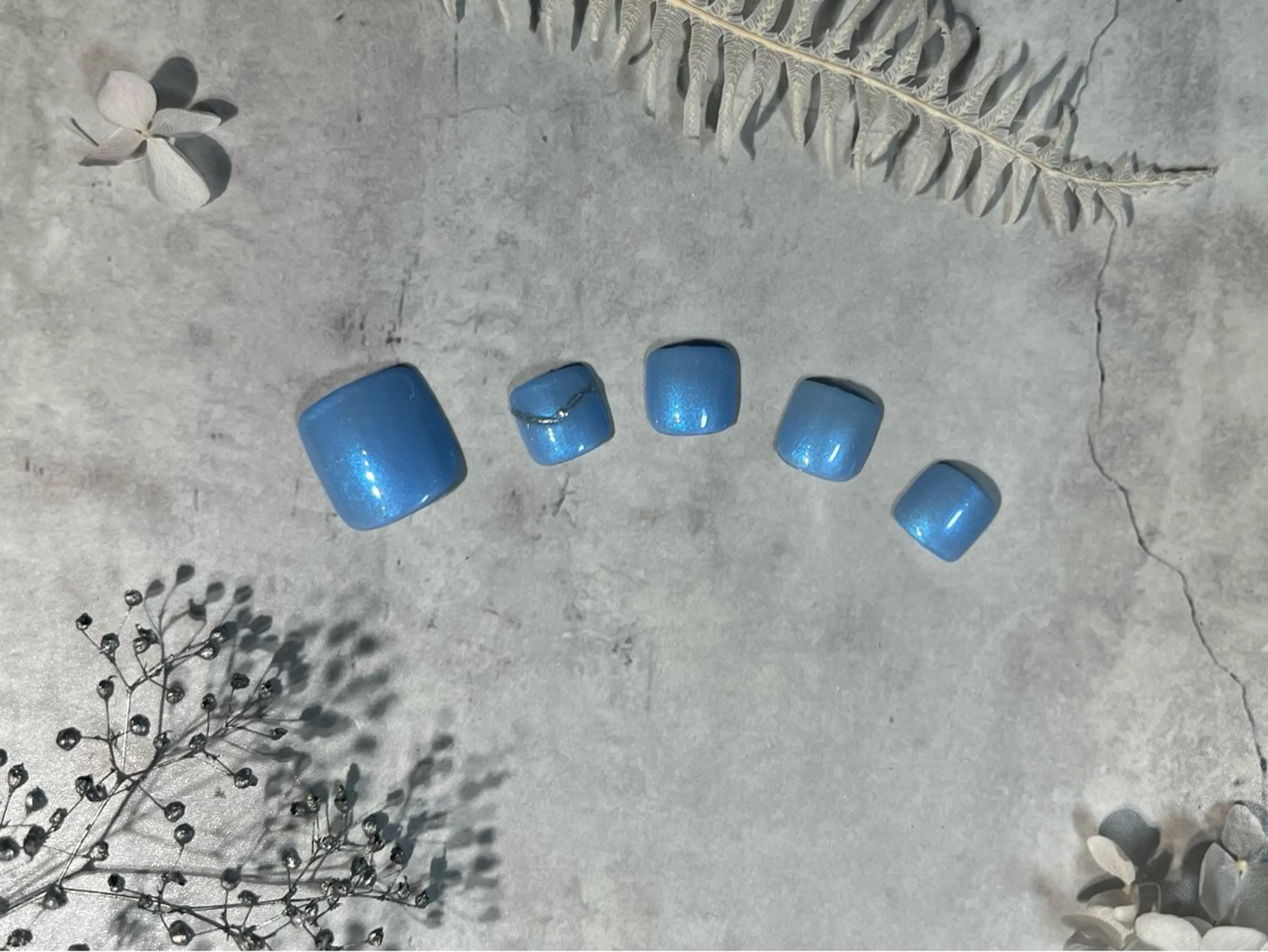 ネイル フットネイル LisBlanc ATSUKOのネイルデザイン