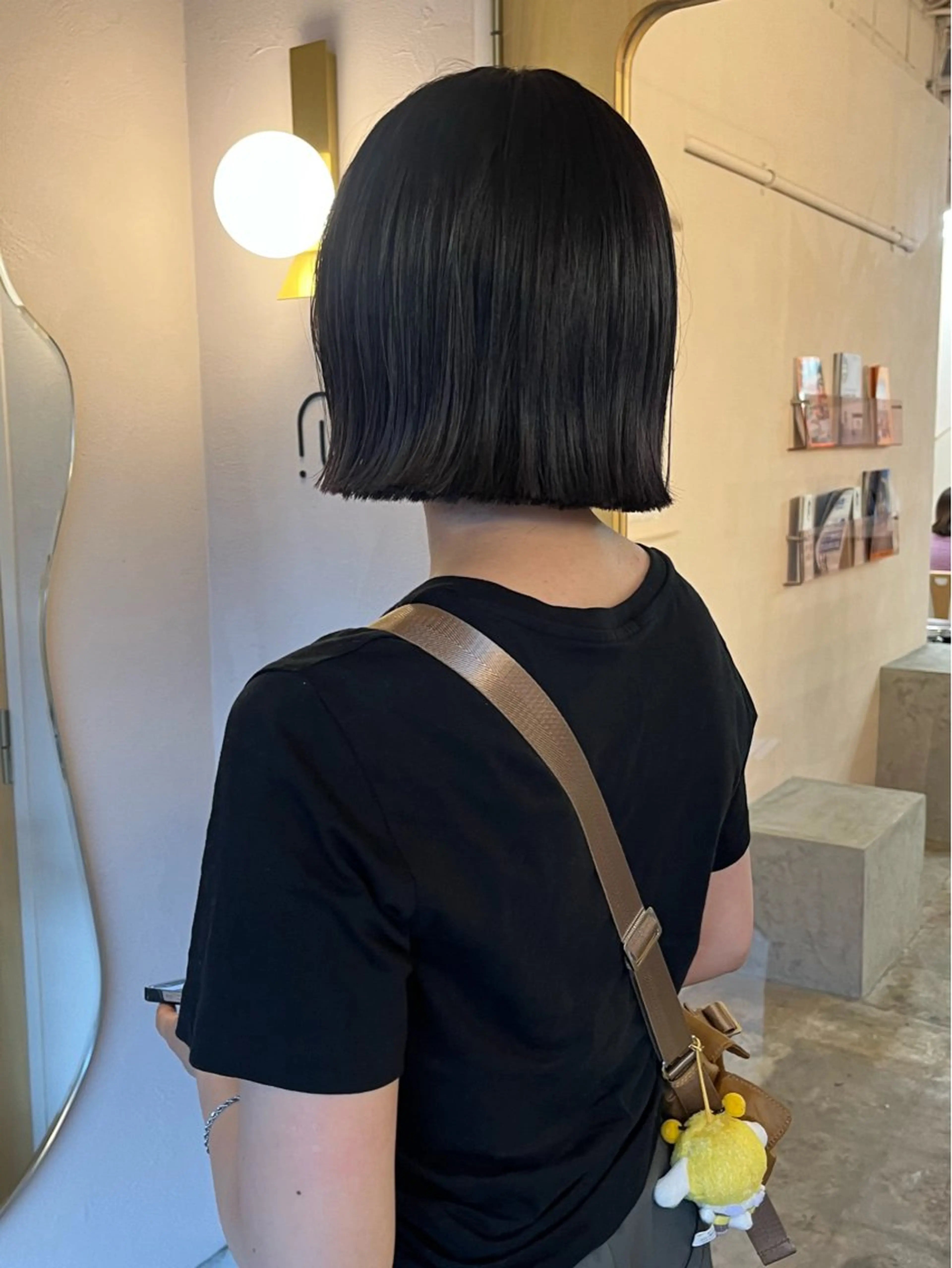 ミディアム ボブ カット ヘアカラー トリートメント iru所属・mi kiのヘアスタイル