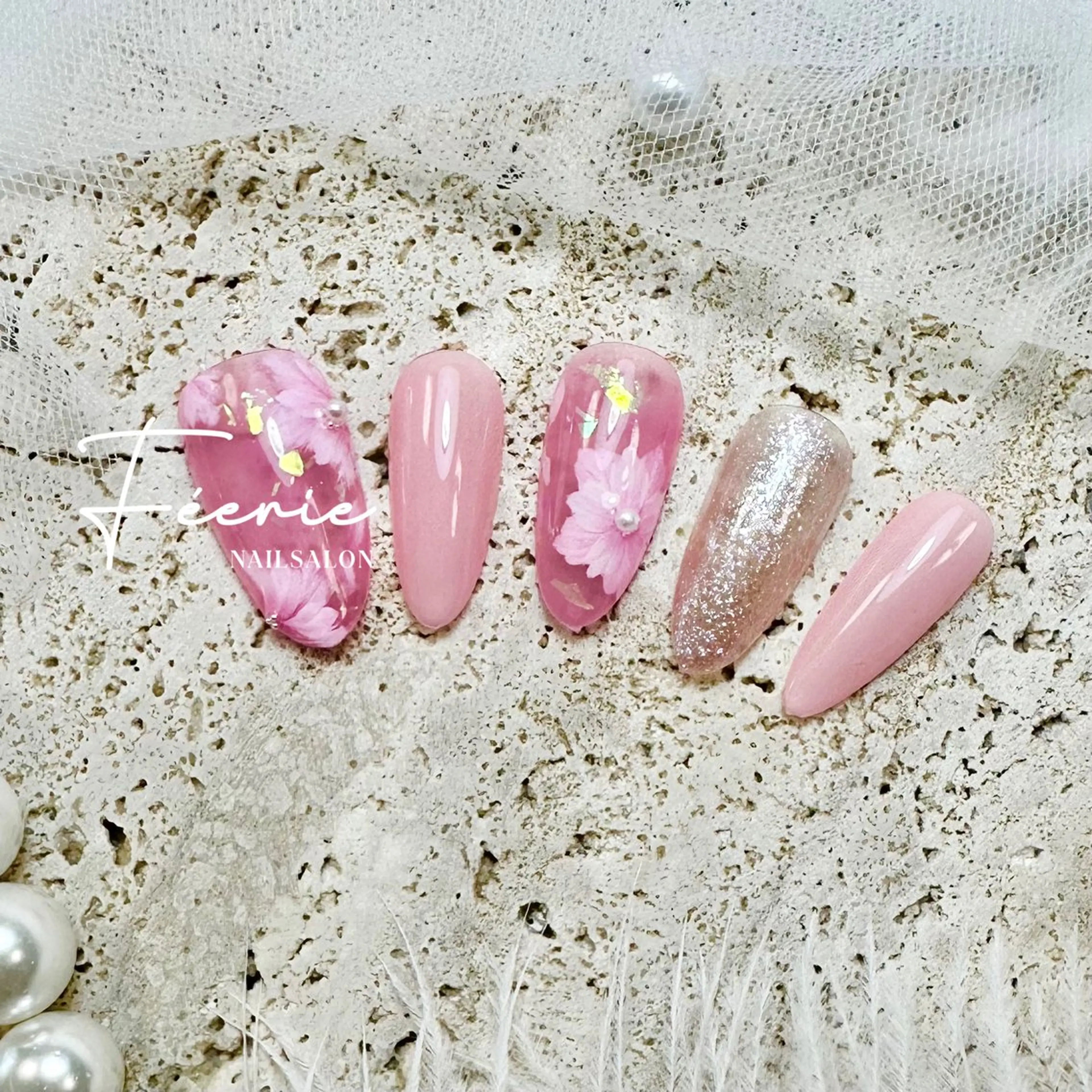 ネイル 桜ネイル ハンドネイル ハンドケア nail salon Feerieのネイルデザイン