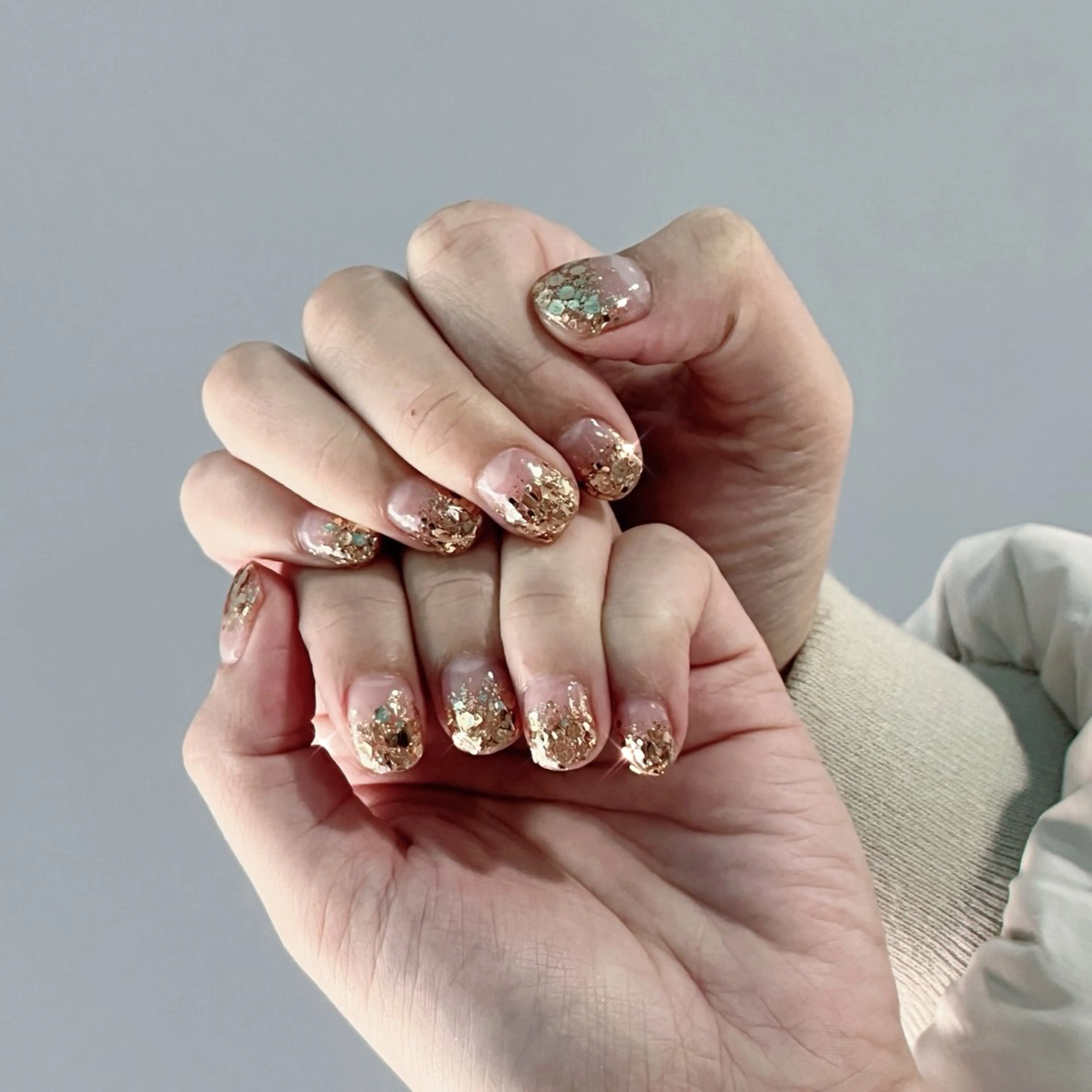 ネイル グラデーション キラキラネイル ラメ(グリッター) ラメグラデーション ワンカラーネイル nail salon HERA所属・HERA 小橋川のネイルデザイン