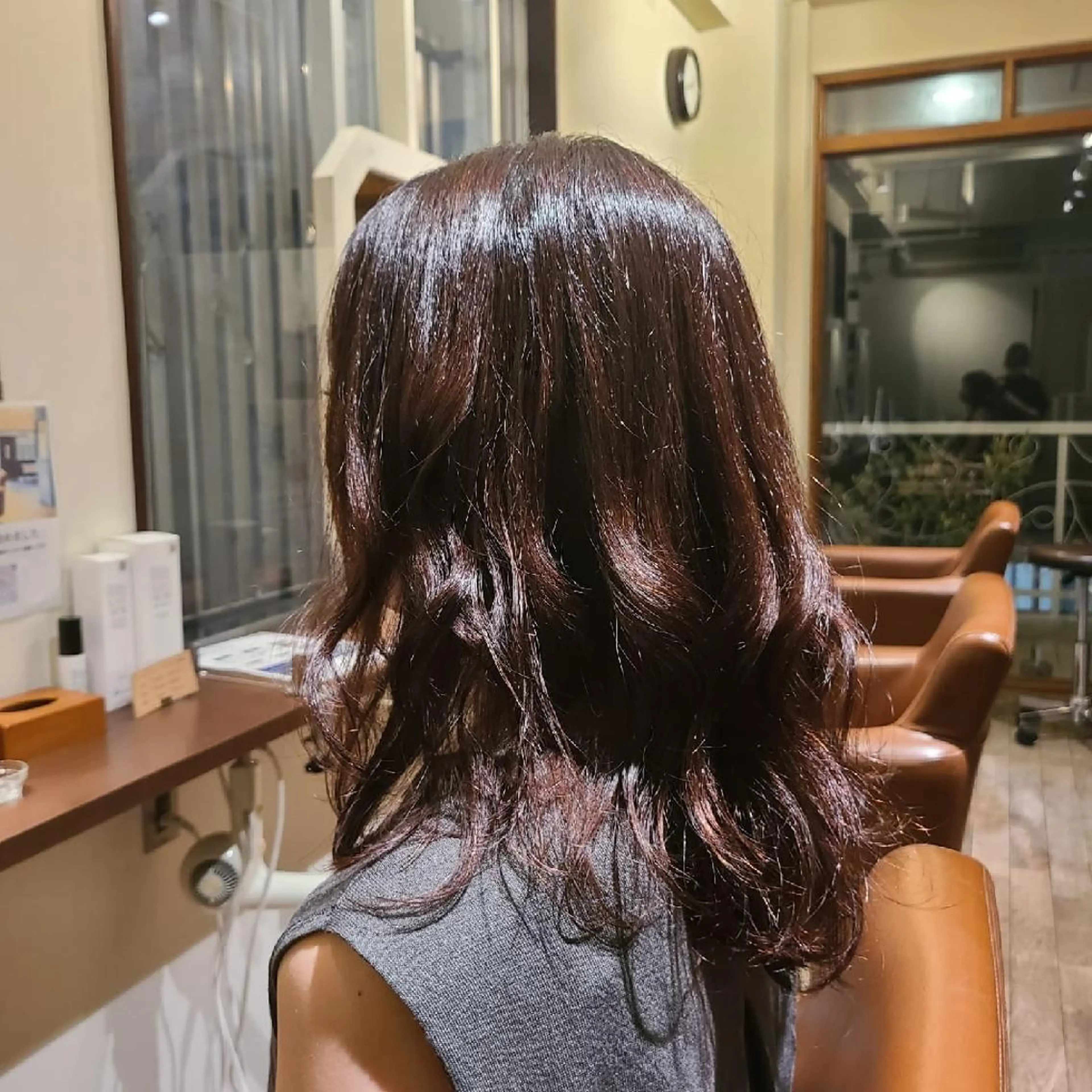 ミディアム レイヤーカット カット トリートメント Hazumi Ayanoのヘアスタイル