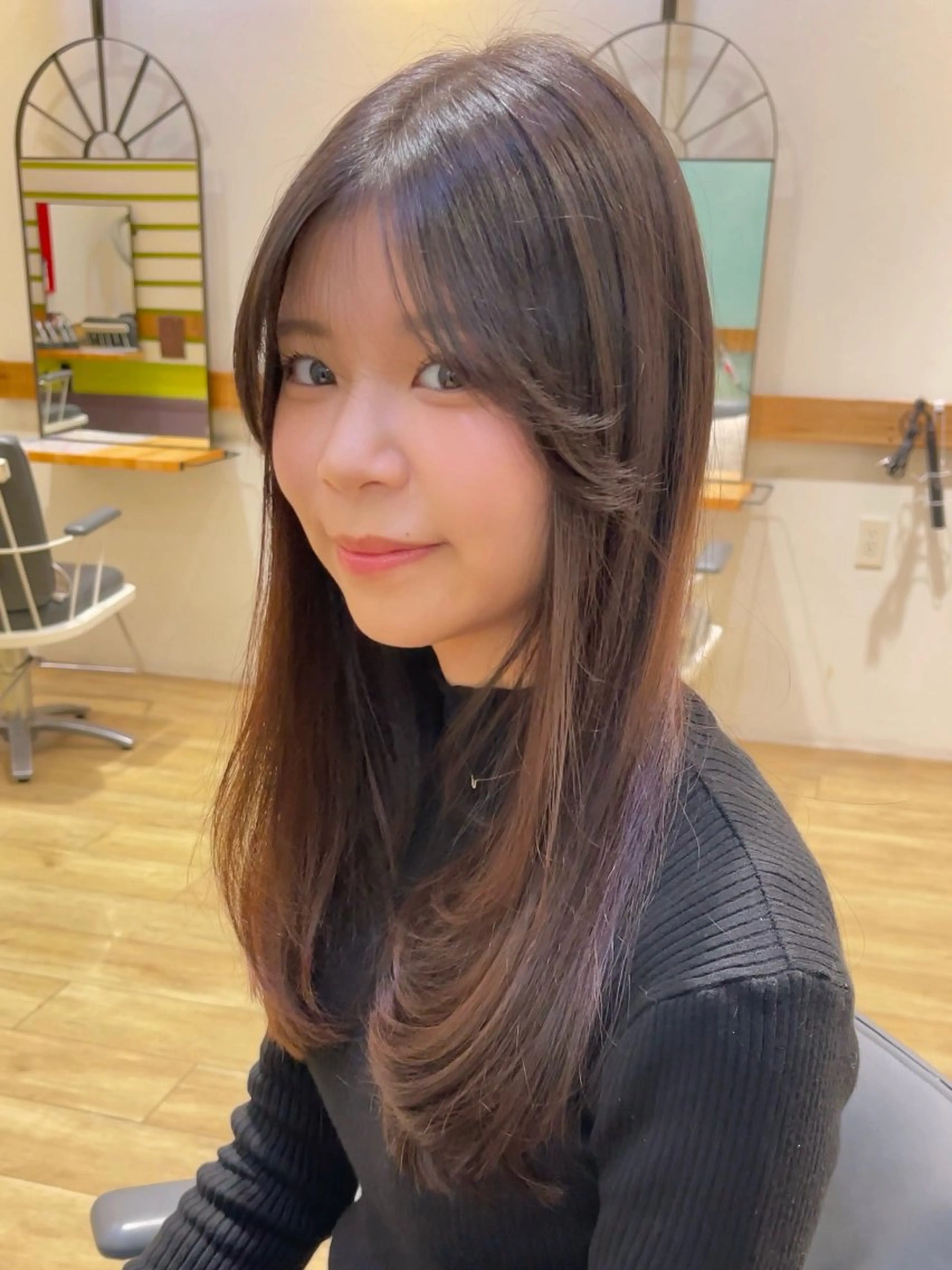 ロング カラー ロングレイヤー 透明感カラー レイヤーカット ロング 小顔カット カット ヘアカラー トリートメント ヘッドスパ 大人可愛い透明感🌟 小顔・韓国髪🌟野中のヘアスタイル