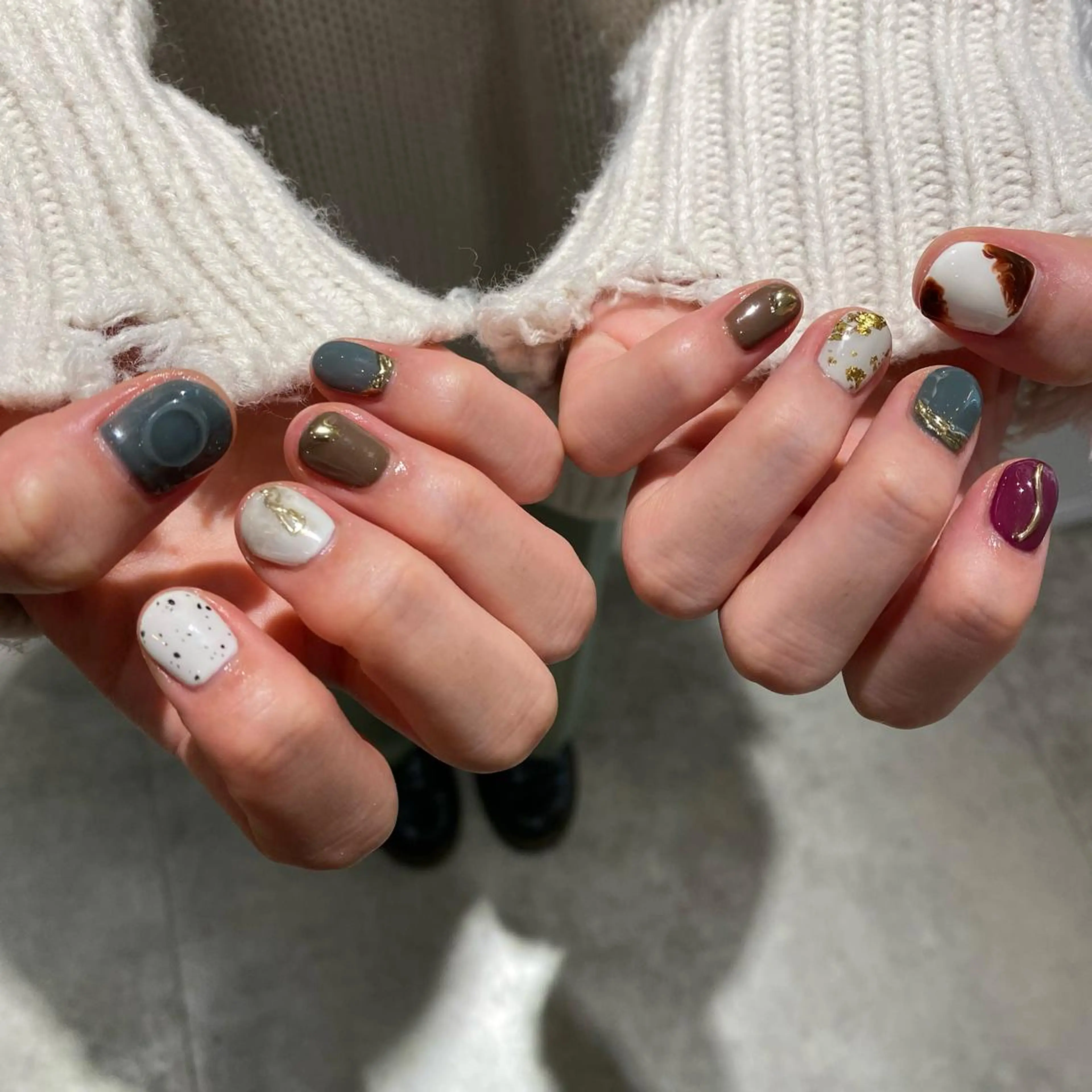 ネイル ニュアンスネイル sio.nail&eyebrow salon shimokitazawa2号店所属・nailist mana𖤐´-のネイルデザイン