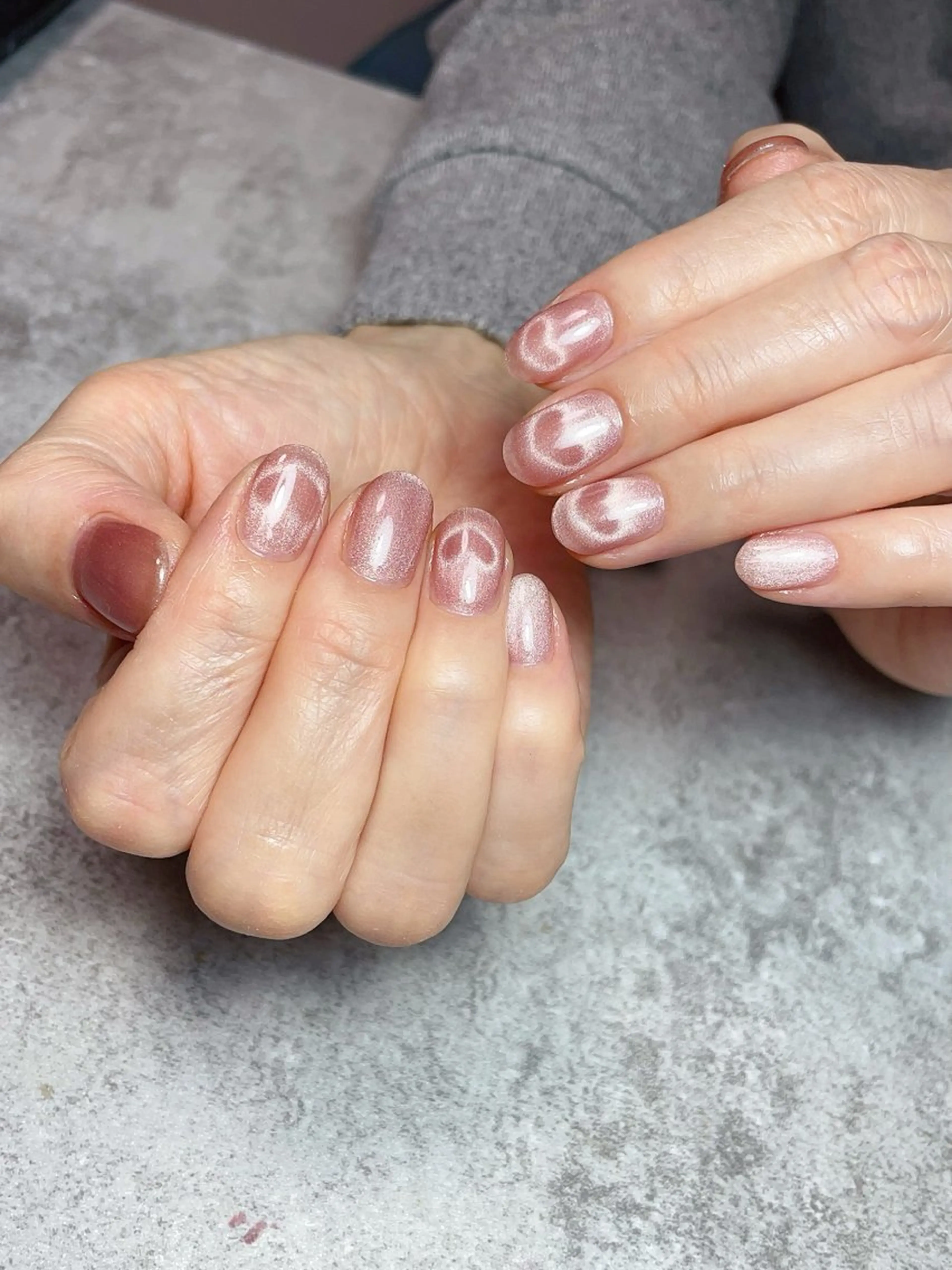 ネイル ハート マグネットネイル バレンタイン ハンドネイル Ai Nail所属・Ai Nailのネイルデザイン