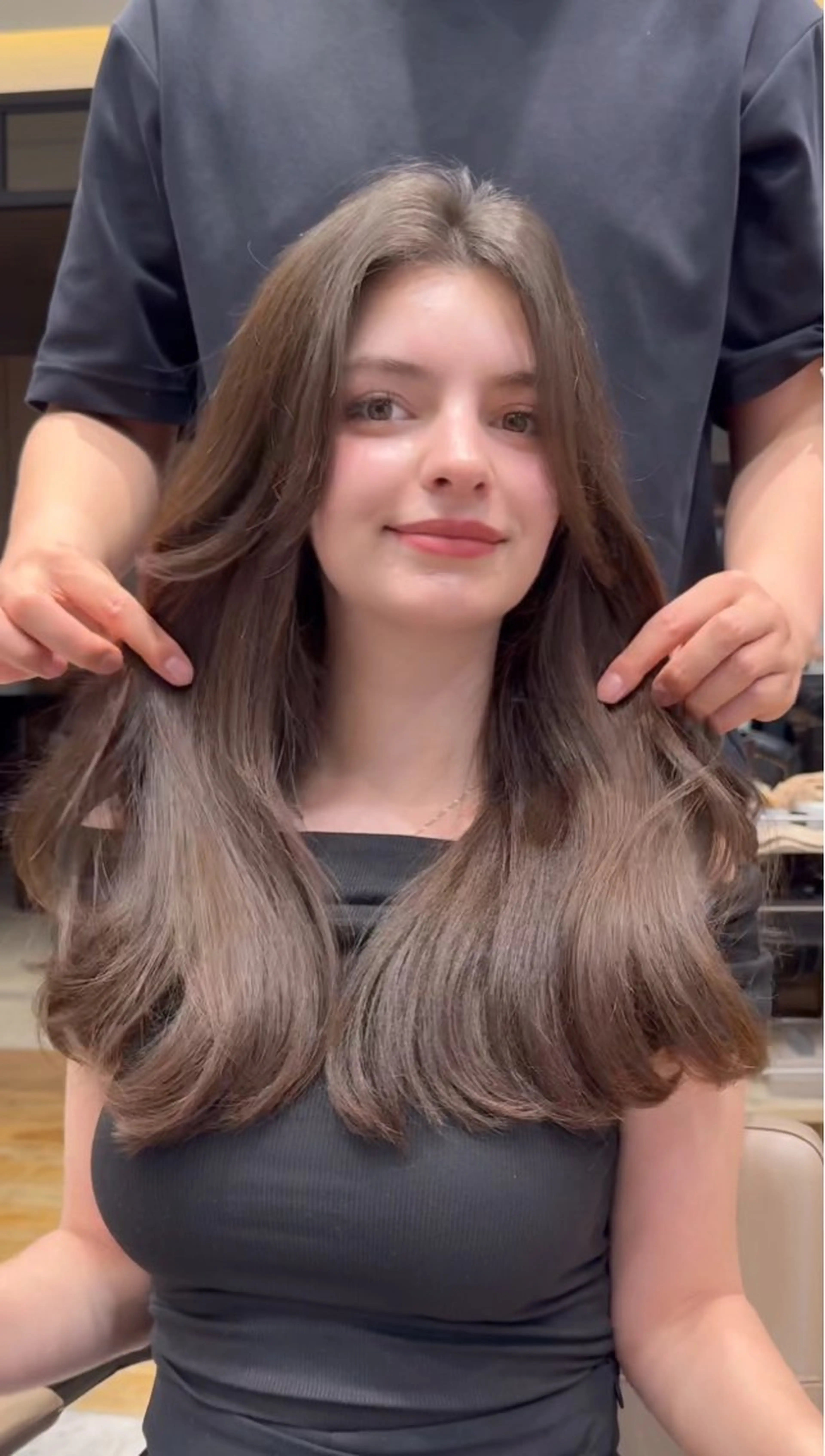 ロング カラー レイヤーカット カット ヘアカラー トリートメント ヘッドスパ 石戸谷　海斗/韓国 レイヤー/艶カラーのヘアスタイル