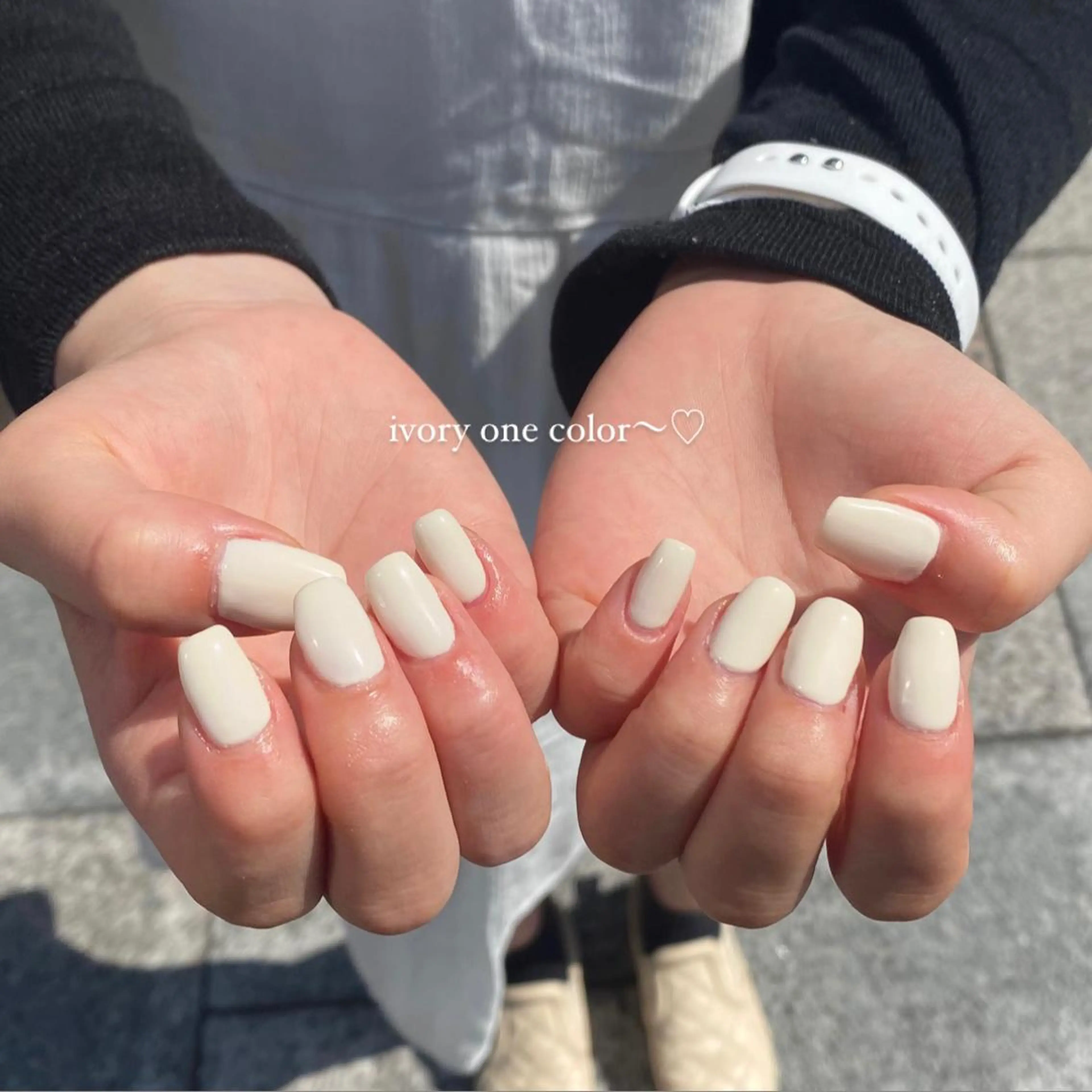 ネイル ワンカラーネイル シンプルネイル PLATINUM   DOLL【プラチナムドール】所属・ひろこ eyelist🎀のマツエク・マツパデザイン