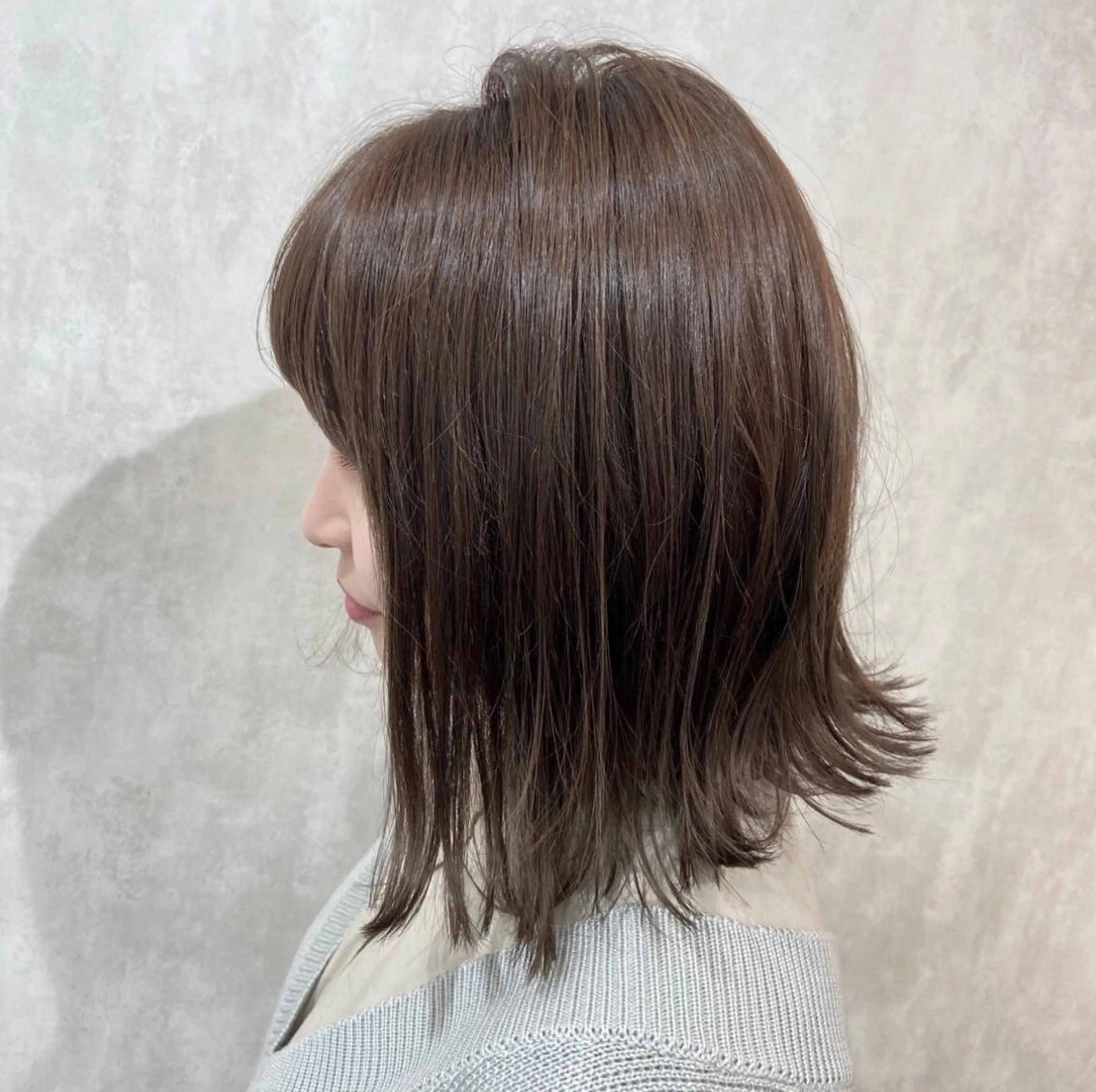 ミディアム カラー OFF YUYAのヘアスタイル