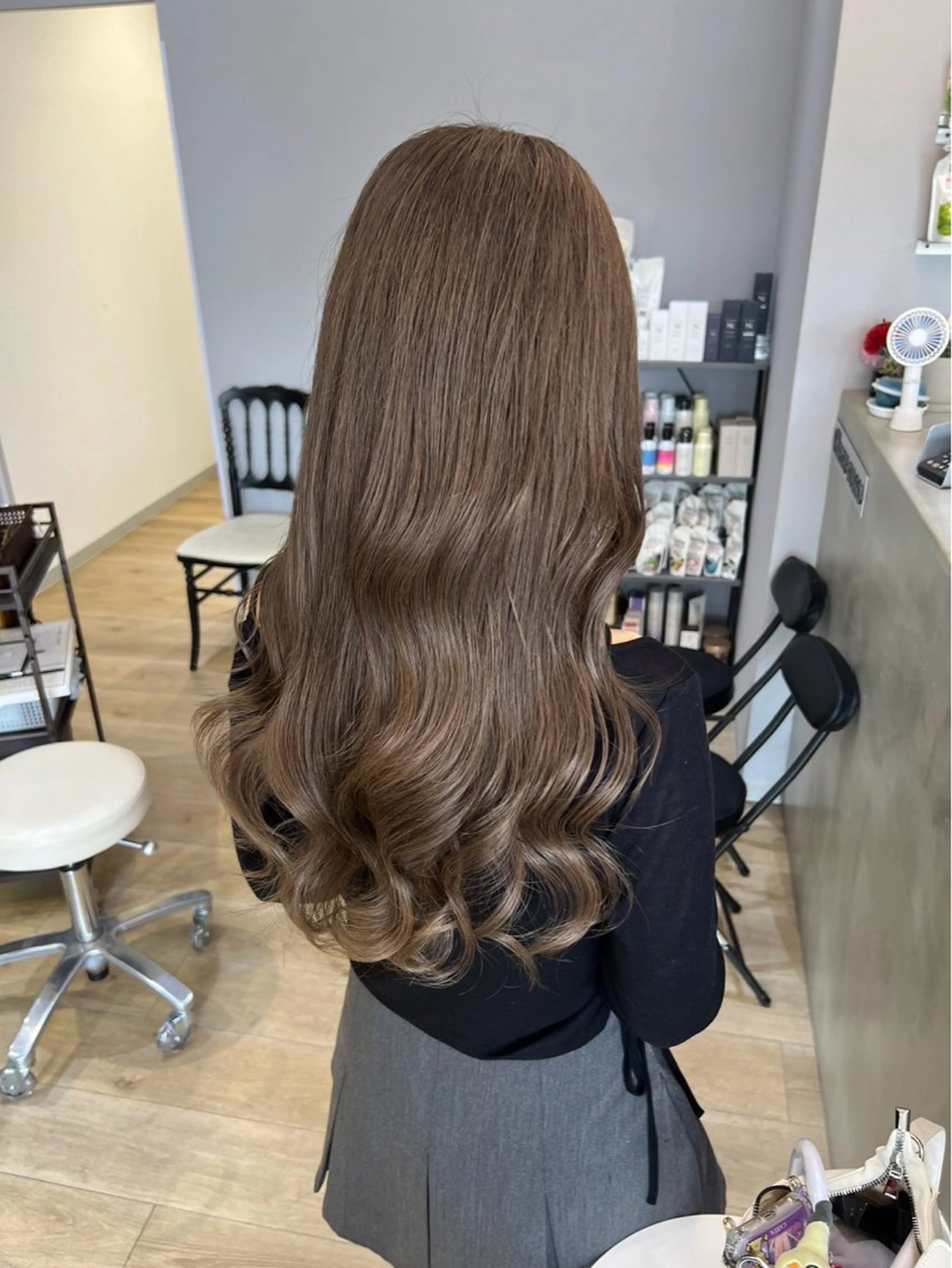 ロング カット ヘアカラー 柏原航世 艶カラーのヘアスタイル