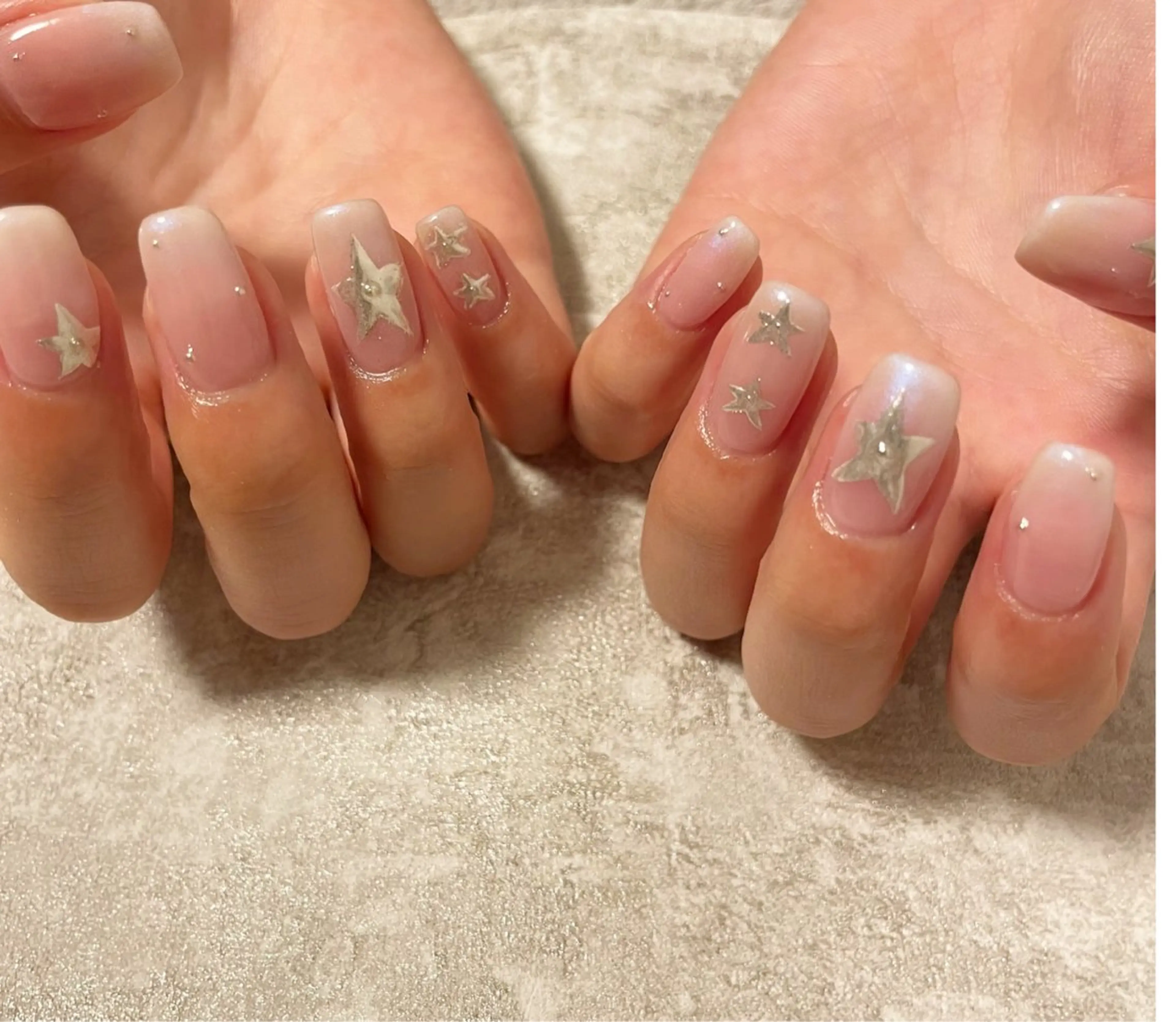 ネイル アートネイル ミラーネイル Re:st〔リスト〕所属・ayane Re:st〔リスト〕のネイルデザイン