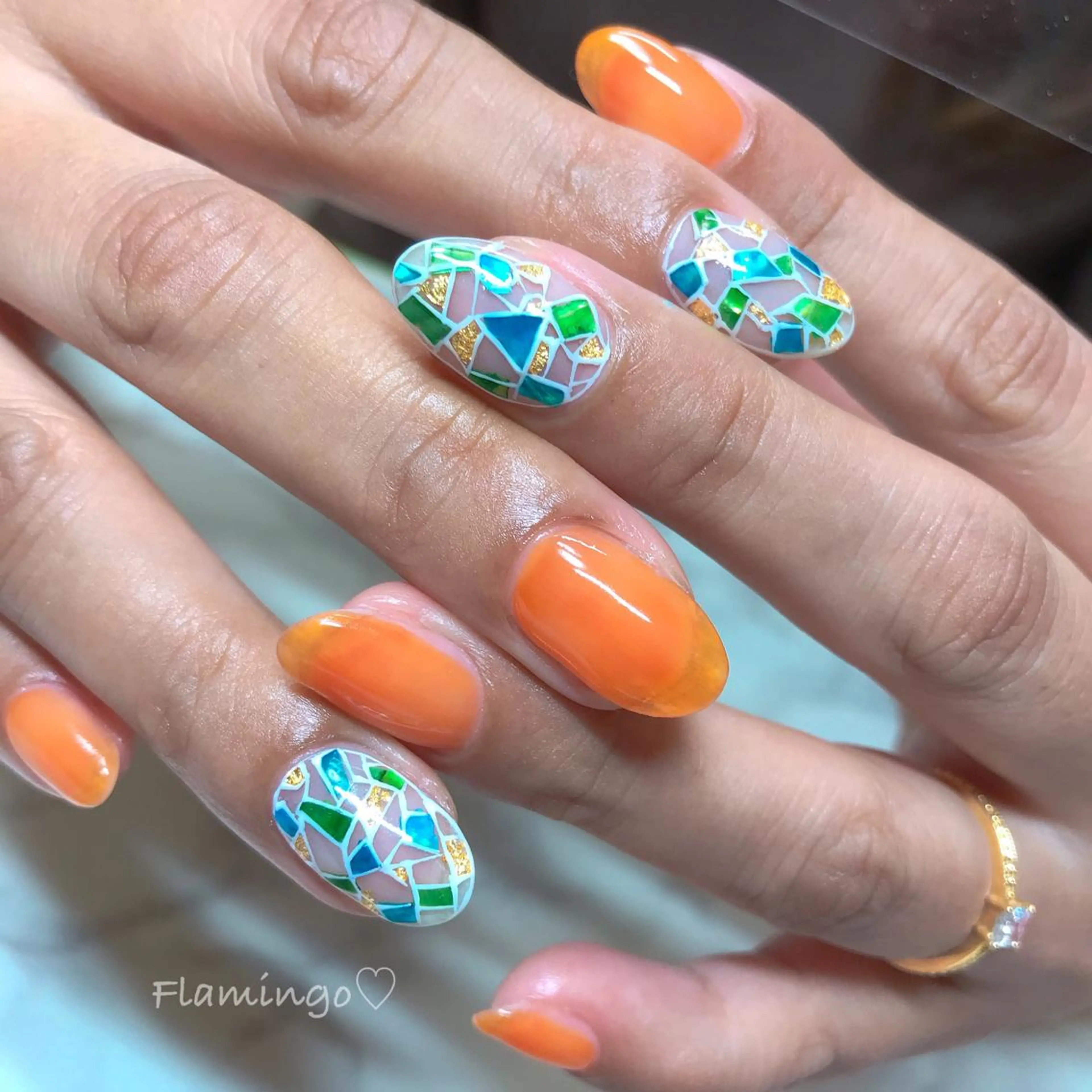 ネイル アートネイル キラキラネイル オレンジ 夏ネイル シンプル／上品／爪育 ☺︎Flamingoのネイルデザイン
