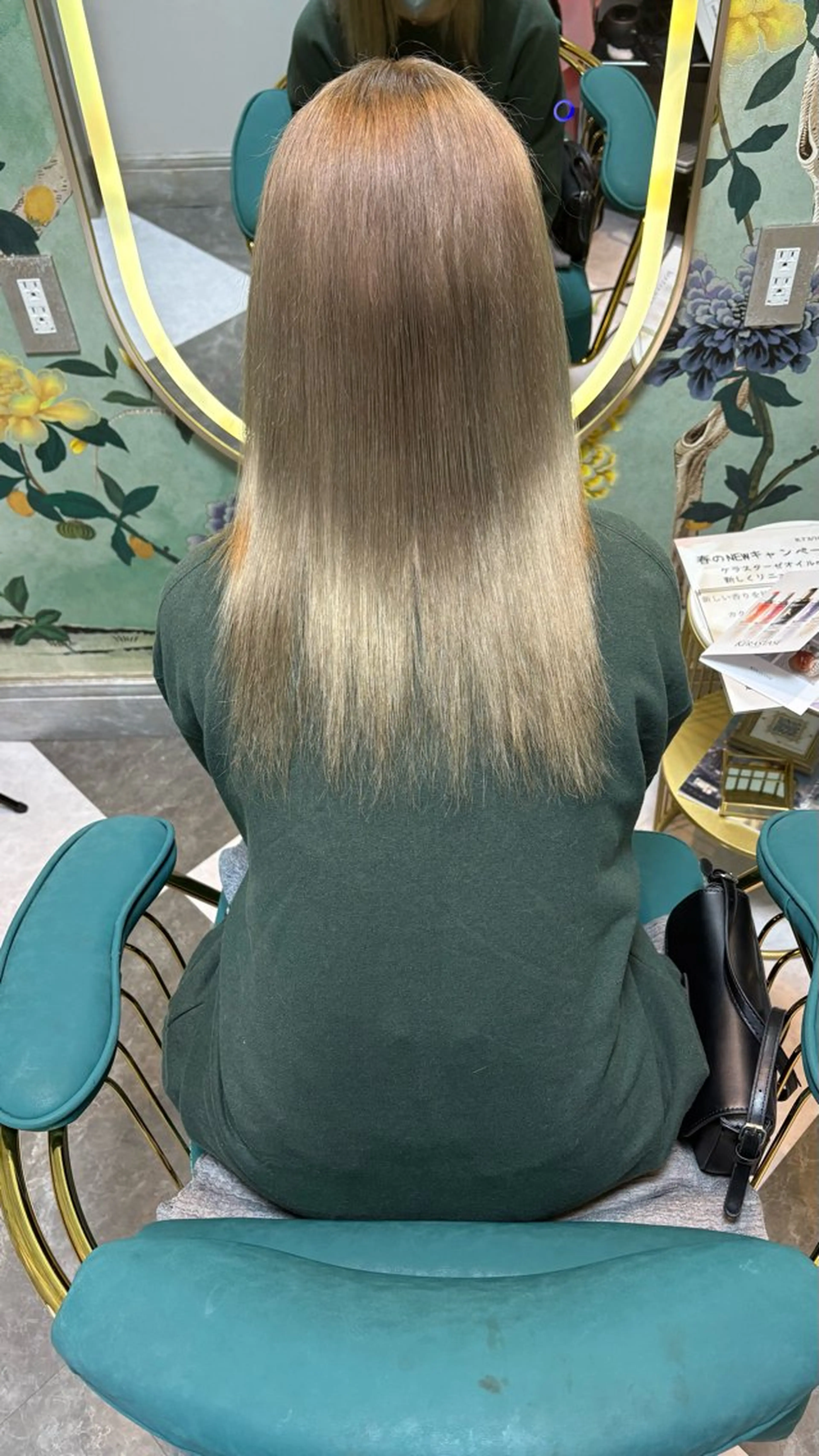 ロング カラー ガルボヘアー心斎橋所属・プルエクステ/プルシ ールエクステ/地雷系のヘアスタイル