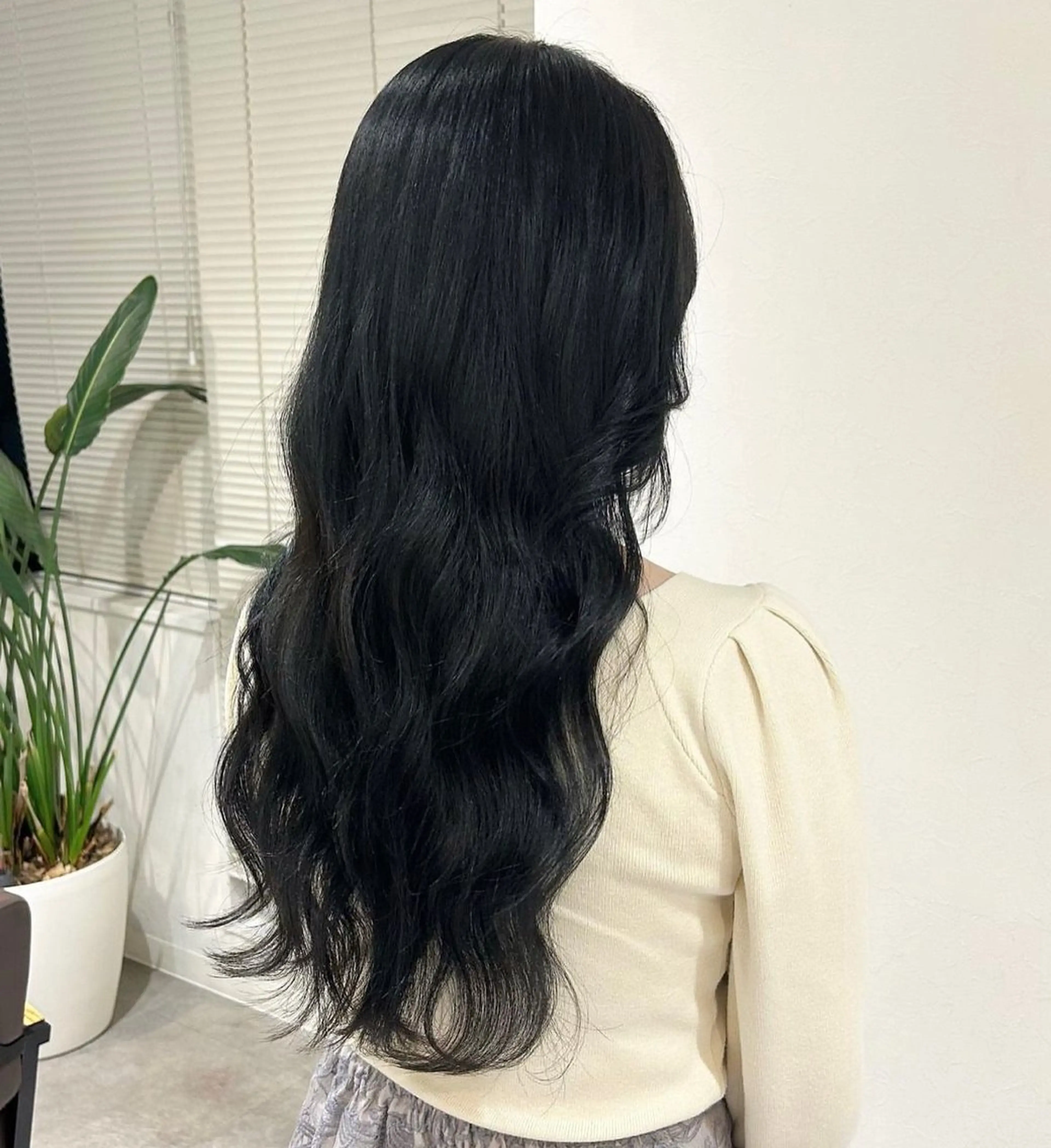 カラー 黒髪 ブルーカラー ブルーブラック Ami♡ ピンク/ラベンダーのヘアスタイル