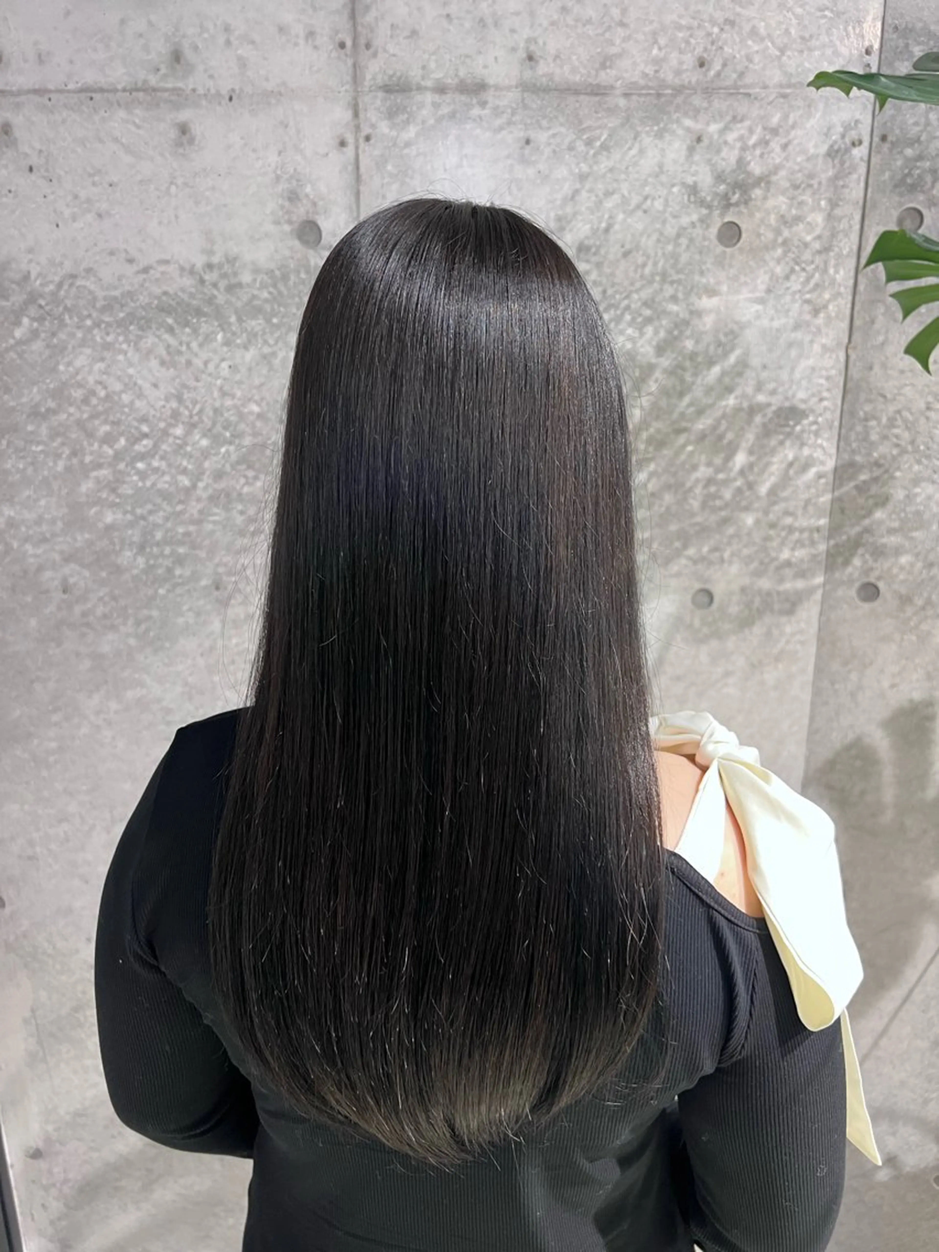 ロング ヘアカラー トリートメント LOVECHROME　HAIR＆SCALP　LAB　OMOTESANDO所属・市川 綾海のヘアスタイル