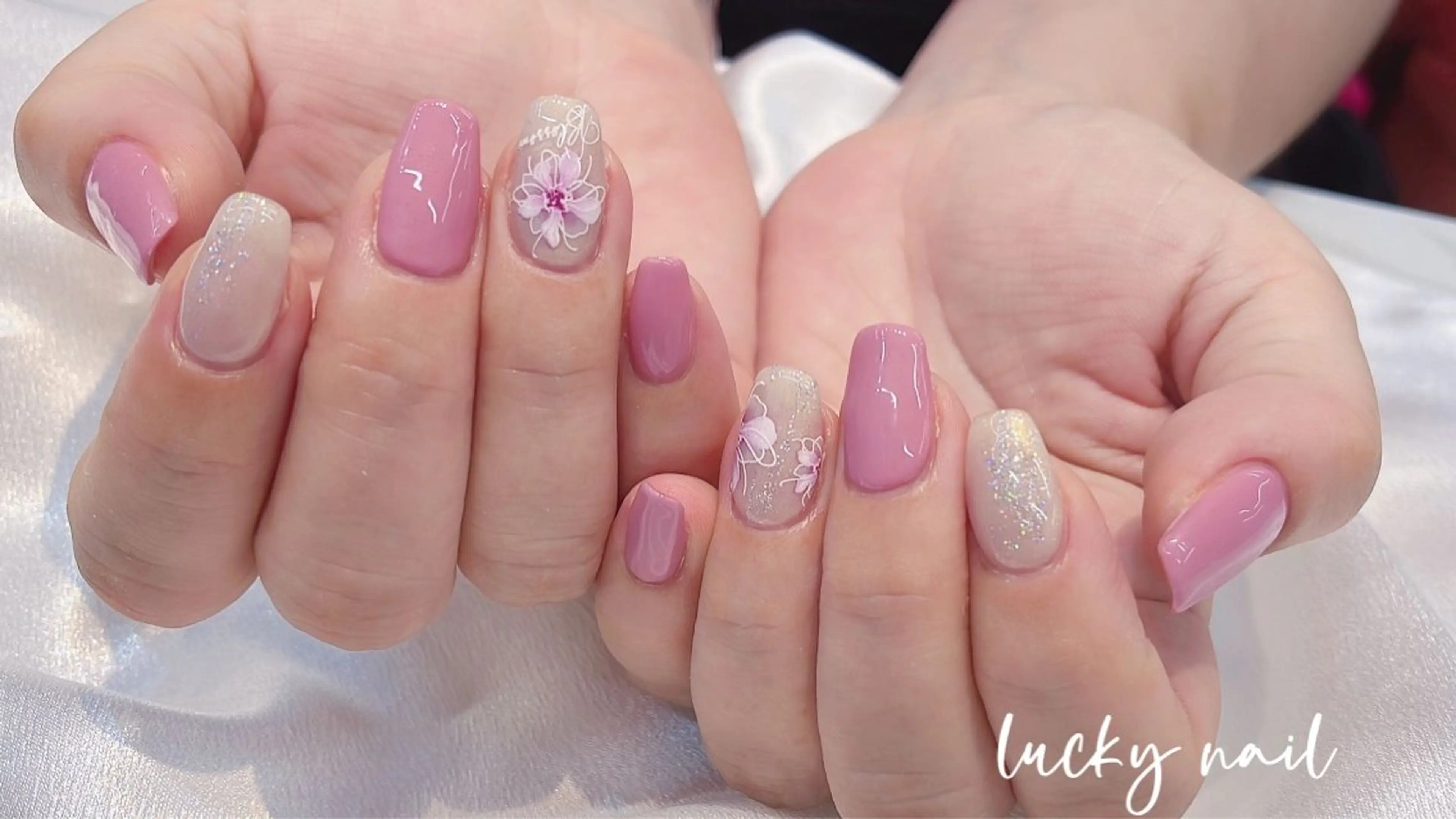 ネイル チークネイル 長さ出し ジェルネイル マグネットネイル 持ち込み Lucky nail 小林和希のネイルデザイン