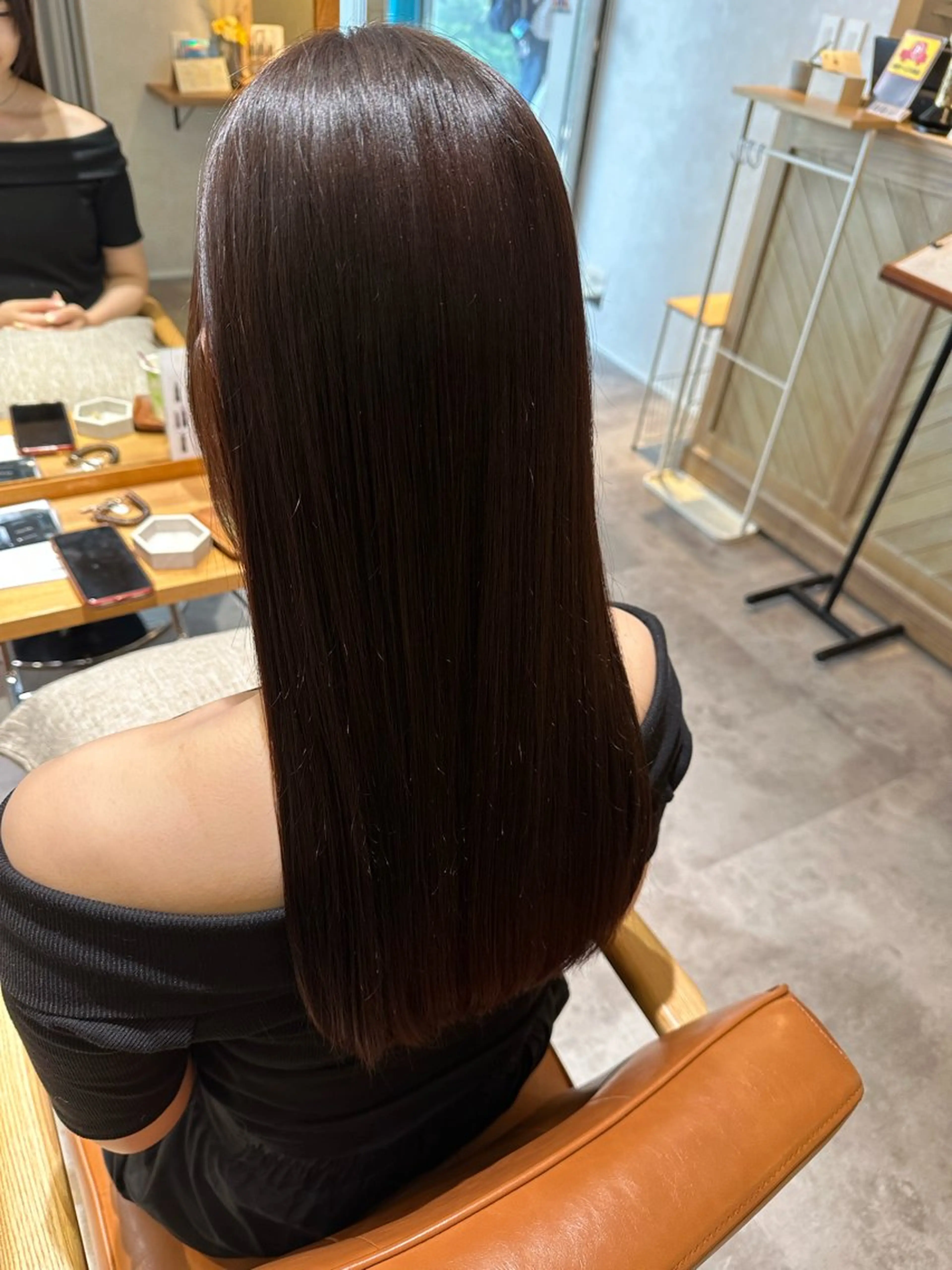 ロング カラー パーマ くせ毛 カット 縮毛矯正 阪本 愛実のヘアスタイル