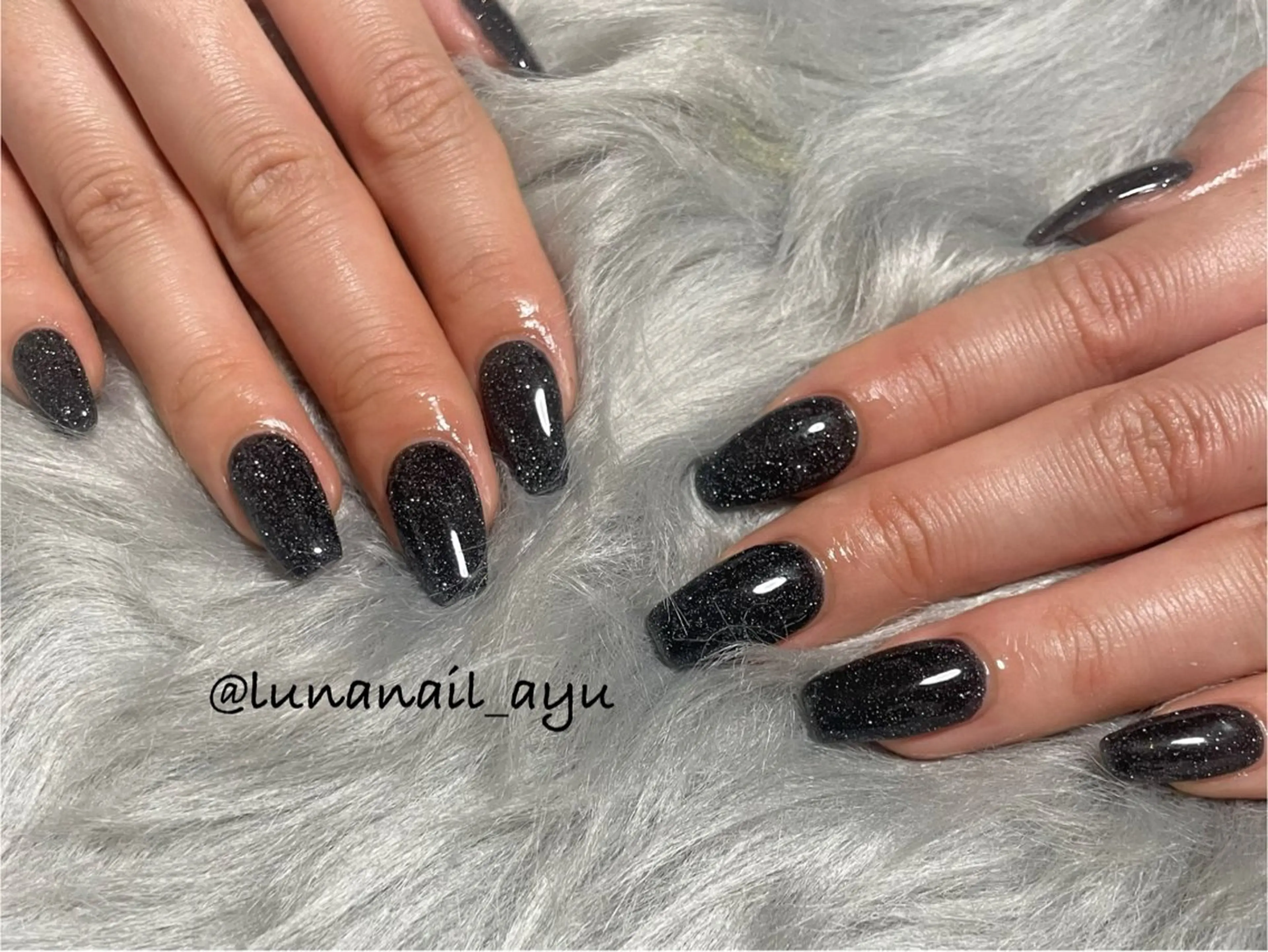 ネイル フラッシュネイル 冬ネイル ハンドネイル 🌙LUNA  NAIL⭐️所属・LUNA NAIL ayuのネイルデザイン