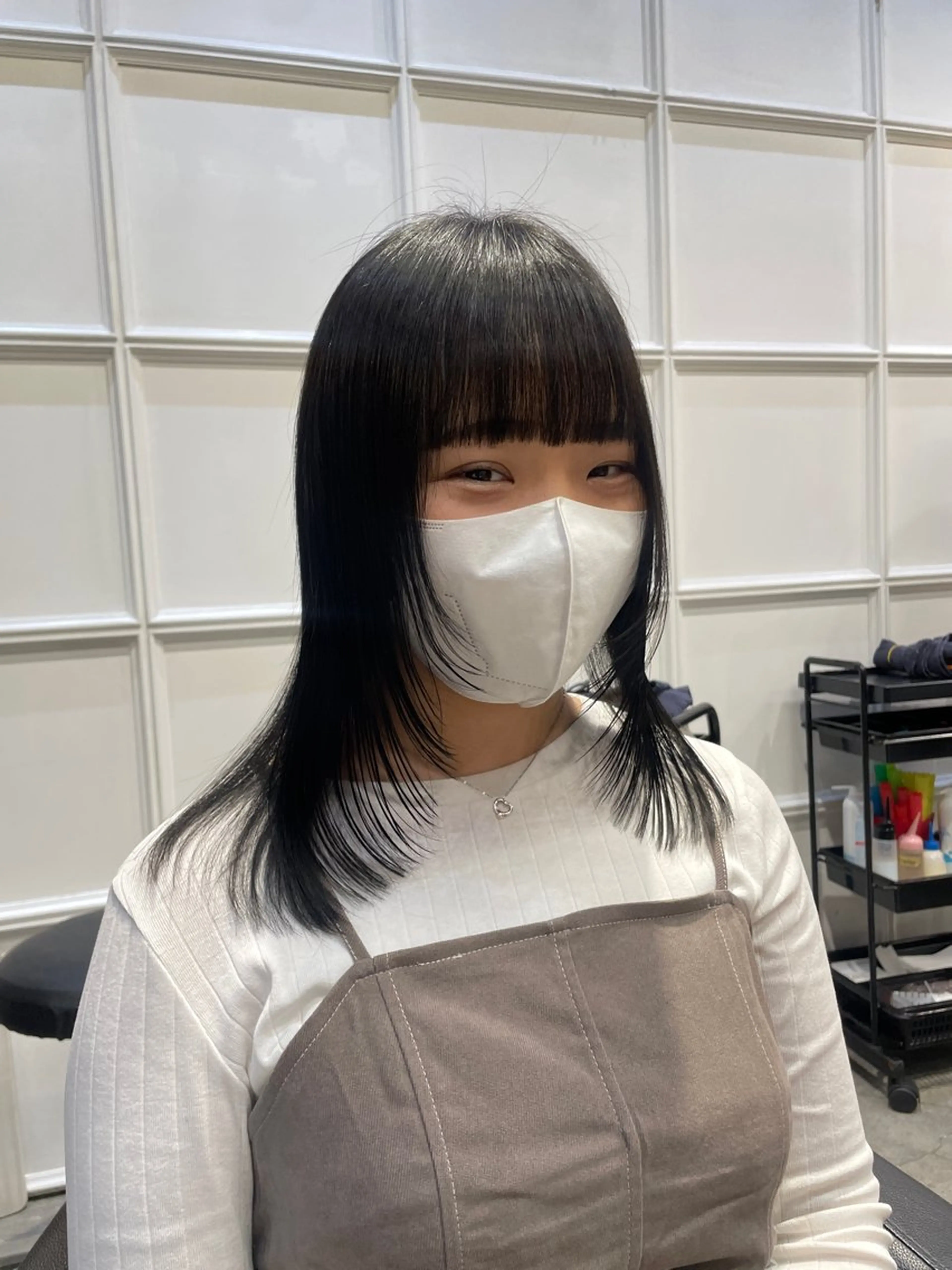 ミディアム カラー パーマ ヘアアレンジ カット ヘアカラー トリートメント レイヤー/ 透明感カラー/マドカのヘアスタイル