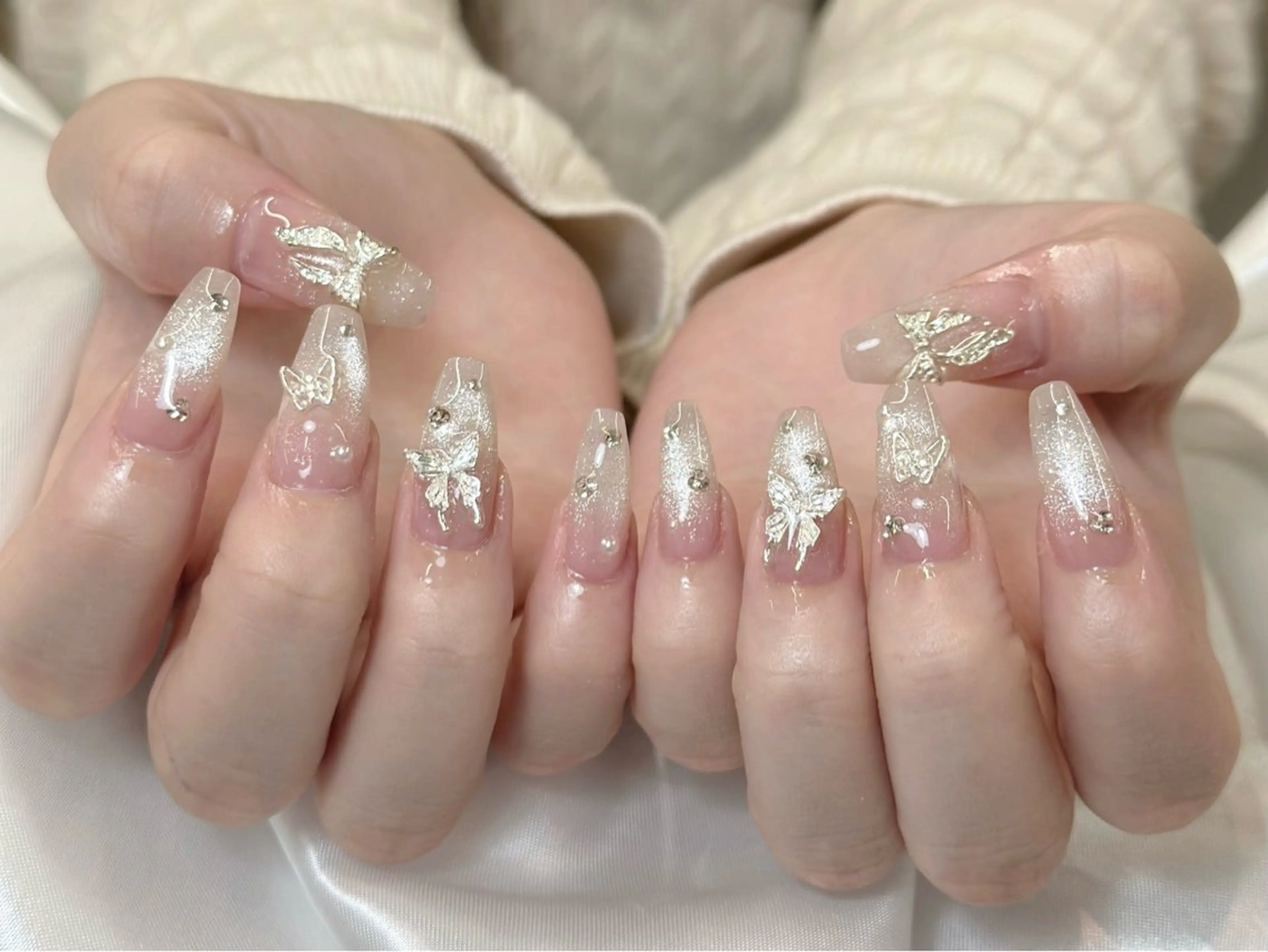 ネイル チークネイル フレンチネイル グラデーション マグネットネイル ミラーネイル ハンドネイル Trang nailのネイルデザイン