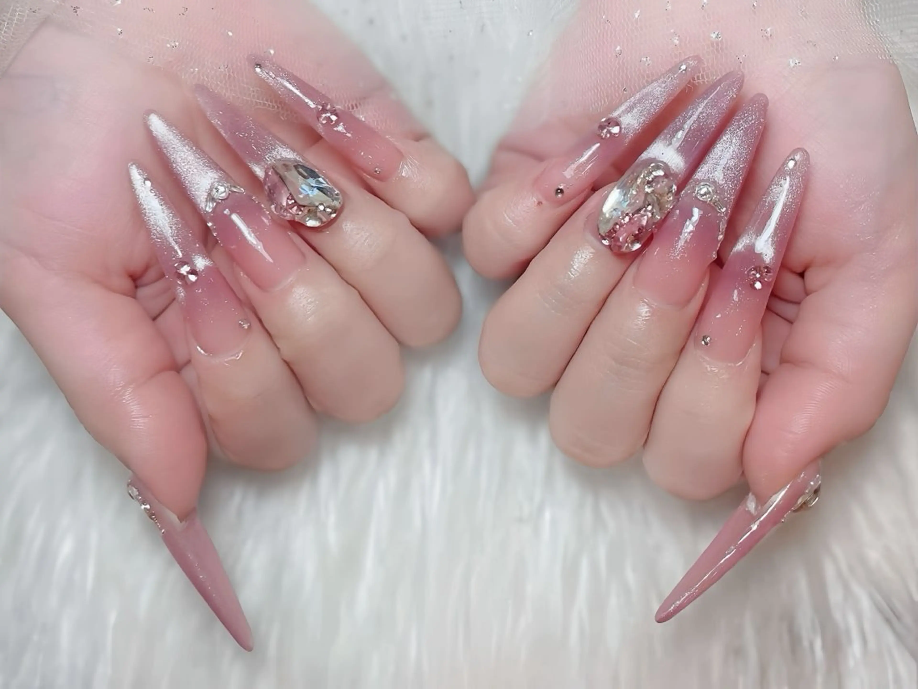 ネイル べっ甲ネイル チークネイル フラッシュネイル フラワーネイル フットネイル ハンドネイル Rin Nail Shinokuboのネイルデザイン