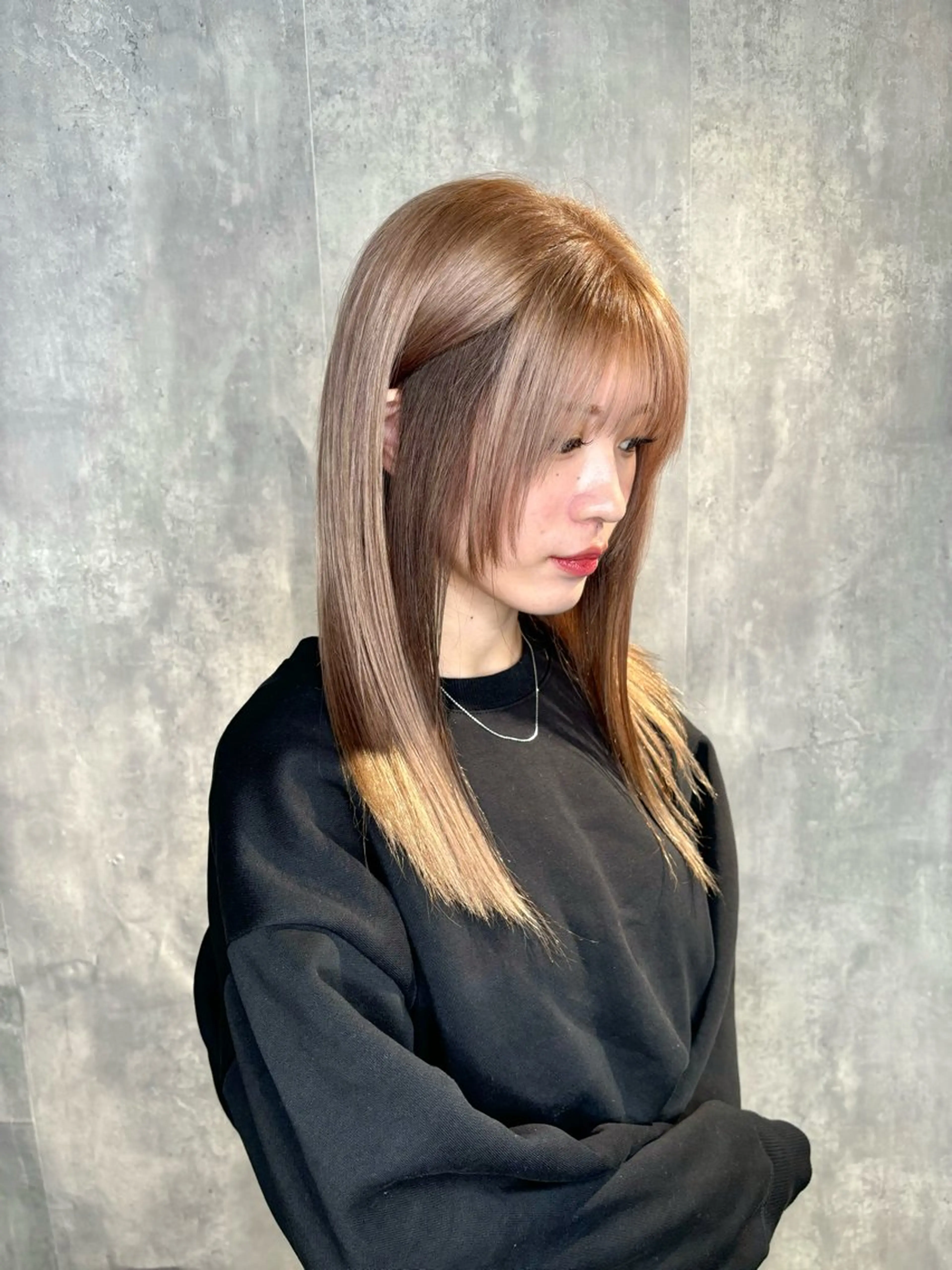 カラー ブラウンカラー イヤリングカラー 💫miyu💫デザ インカラー/アレンジのヘアスタイル