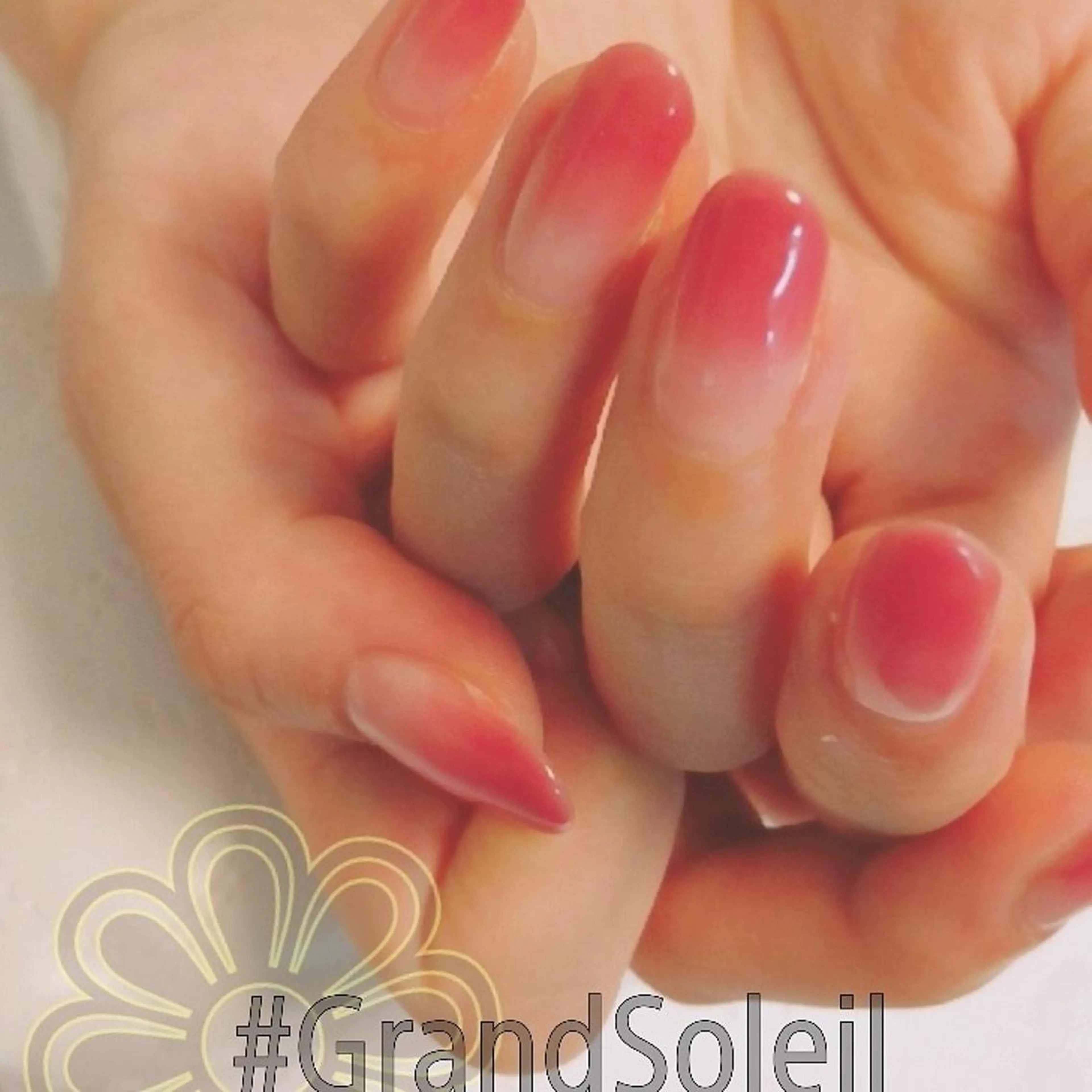 ネイル グランドソレイユ (駐輪場あり)のネイルデザイン