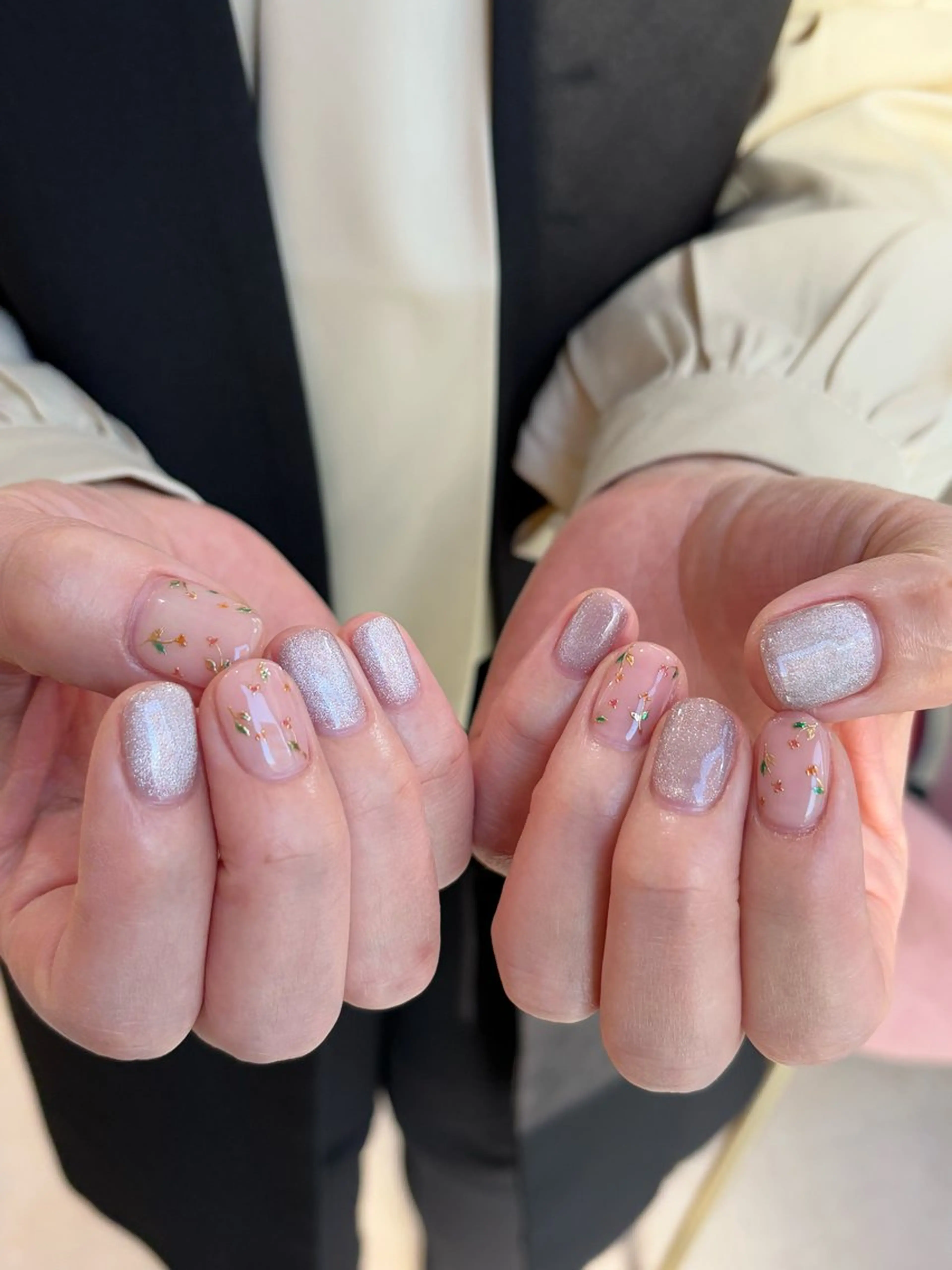 ショート ハンドネイル CLALA μx ayumiのネイルデザイン