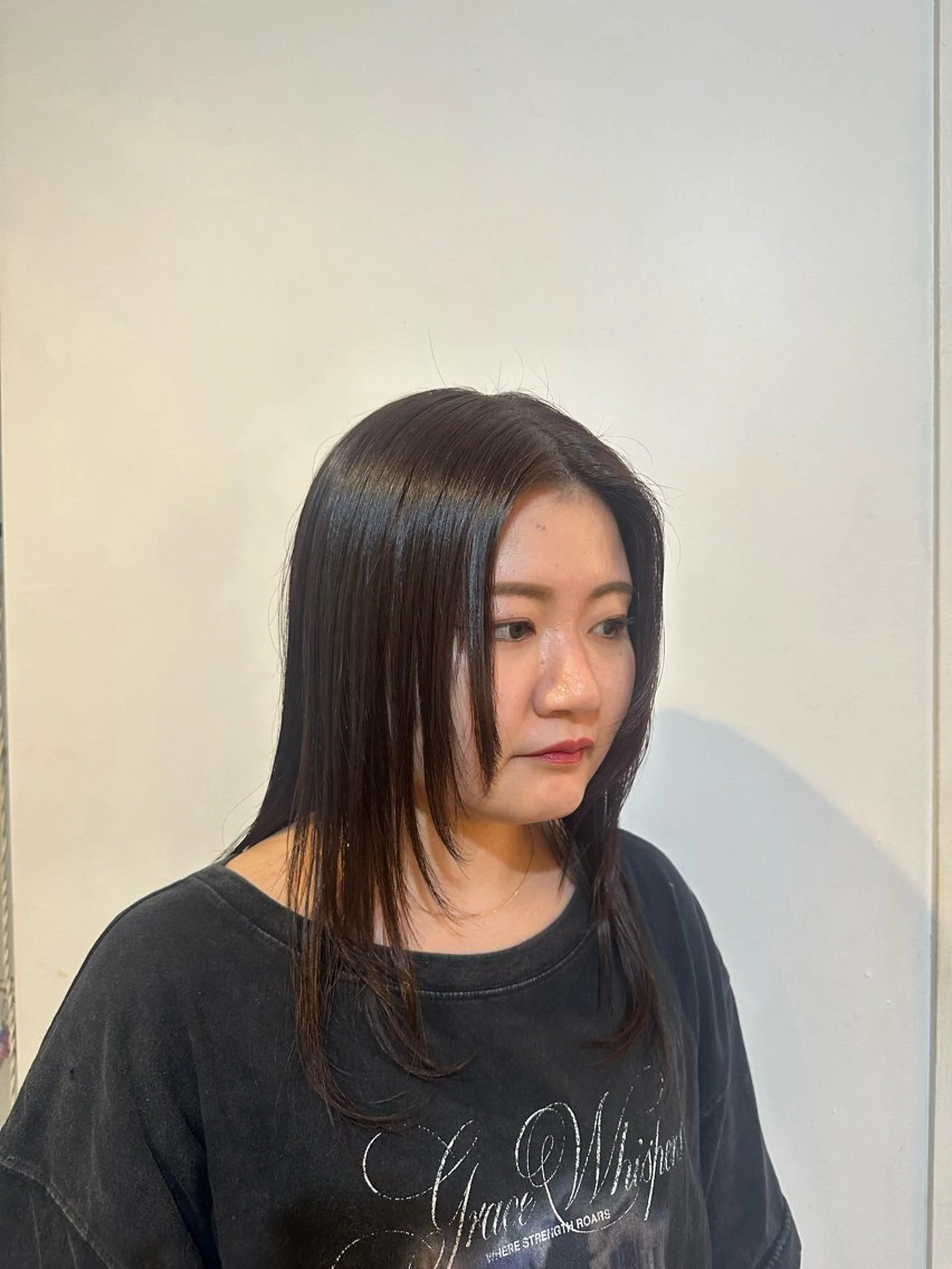 セミロング ヘアカラー ヘアサロン キコ所属・yamasaki momoaのヘアスタイル