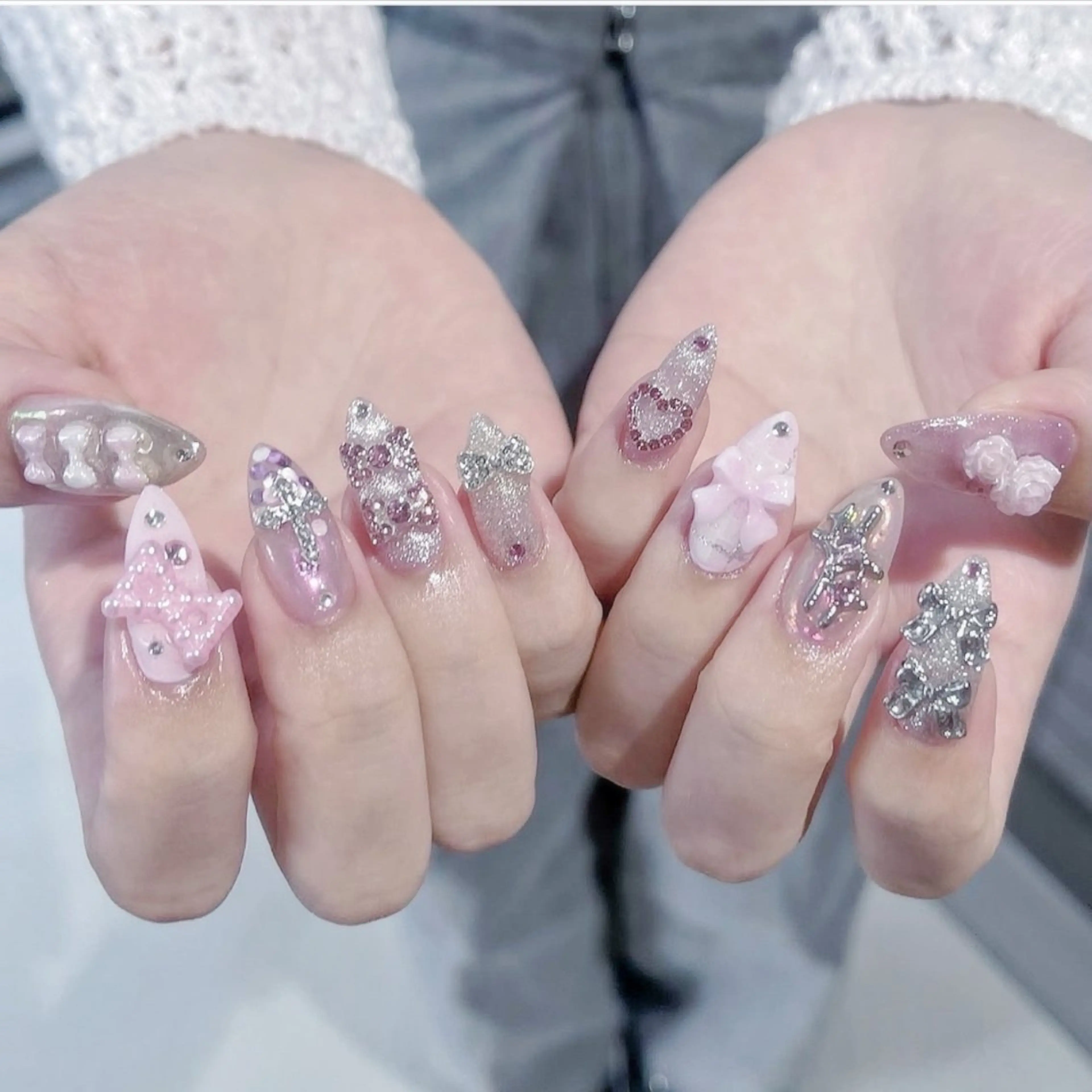 ネイル アニマル柄 オーロラネイル チークネイル フラッシュネイル ジェルネイル ハンドネイル Lina所属・Hina Nailのネイルデザイン