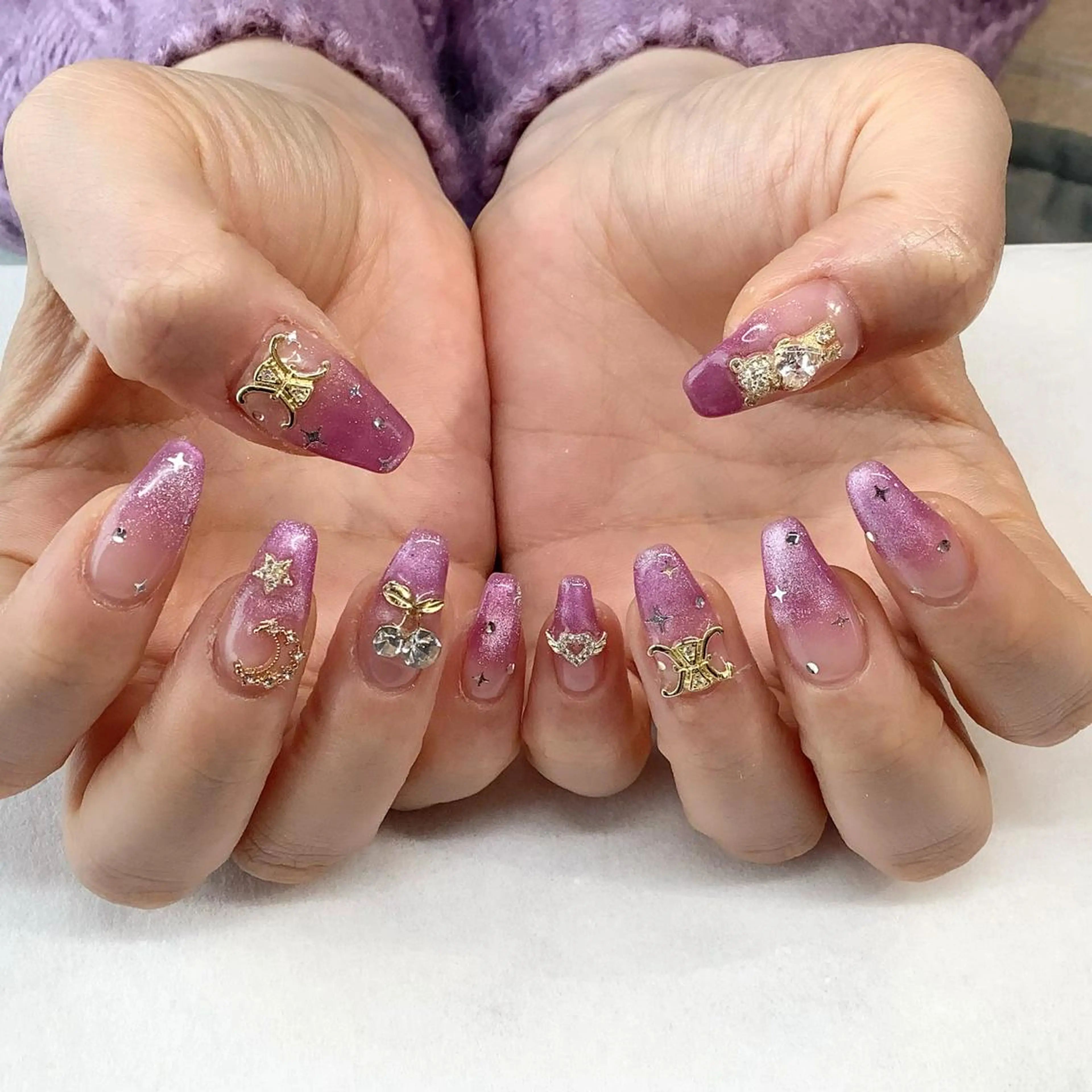 ネイル ハンドネイル 💎🐰 saki. m 🐰💎のネイルデザイン