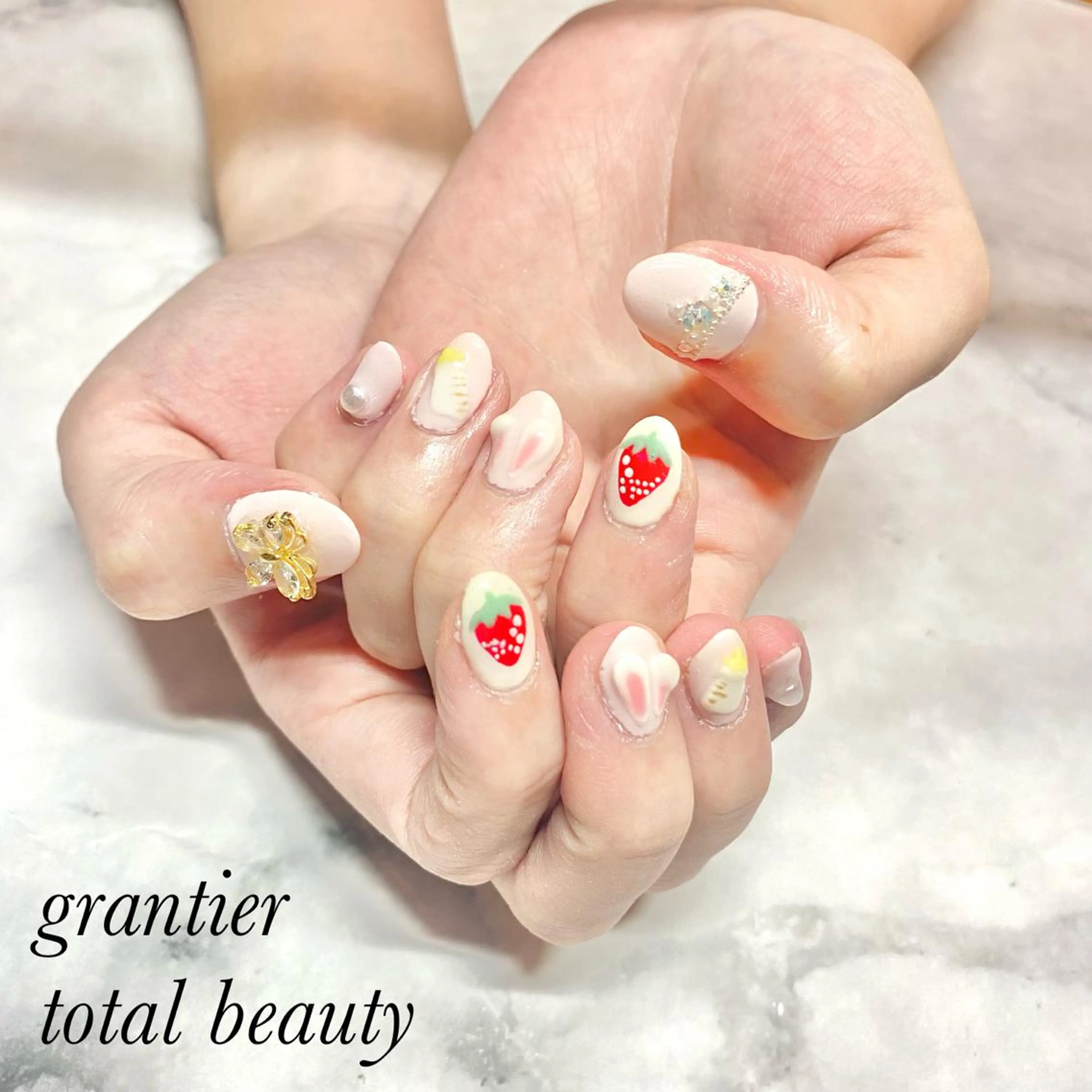 ネイル アートネイル 持ち込み ハンドネイル フットネイル grantier beautyのネイルデザイン