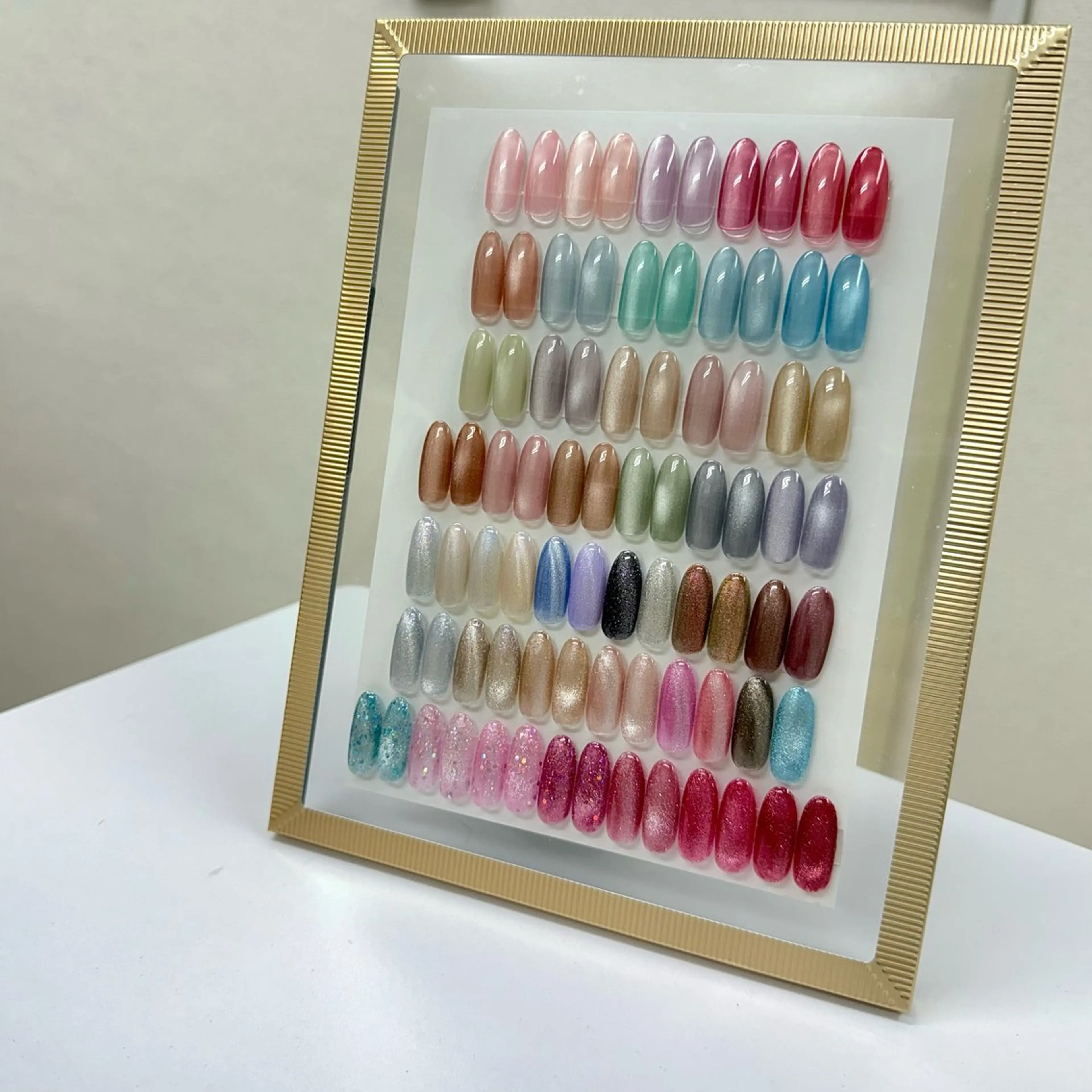 ネイル マグネットネイル ハンドネイル Lino+ ネイル&よもぎ蒸しのネイルデザイン
