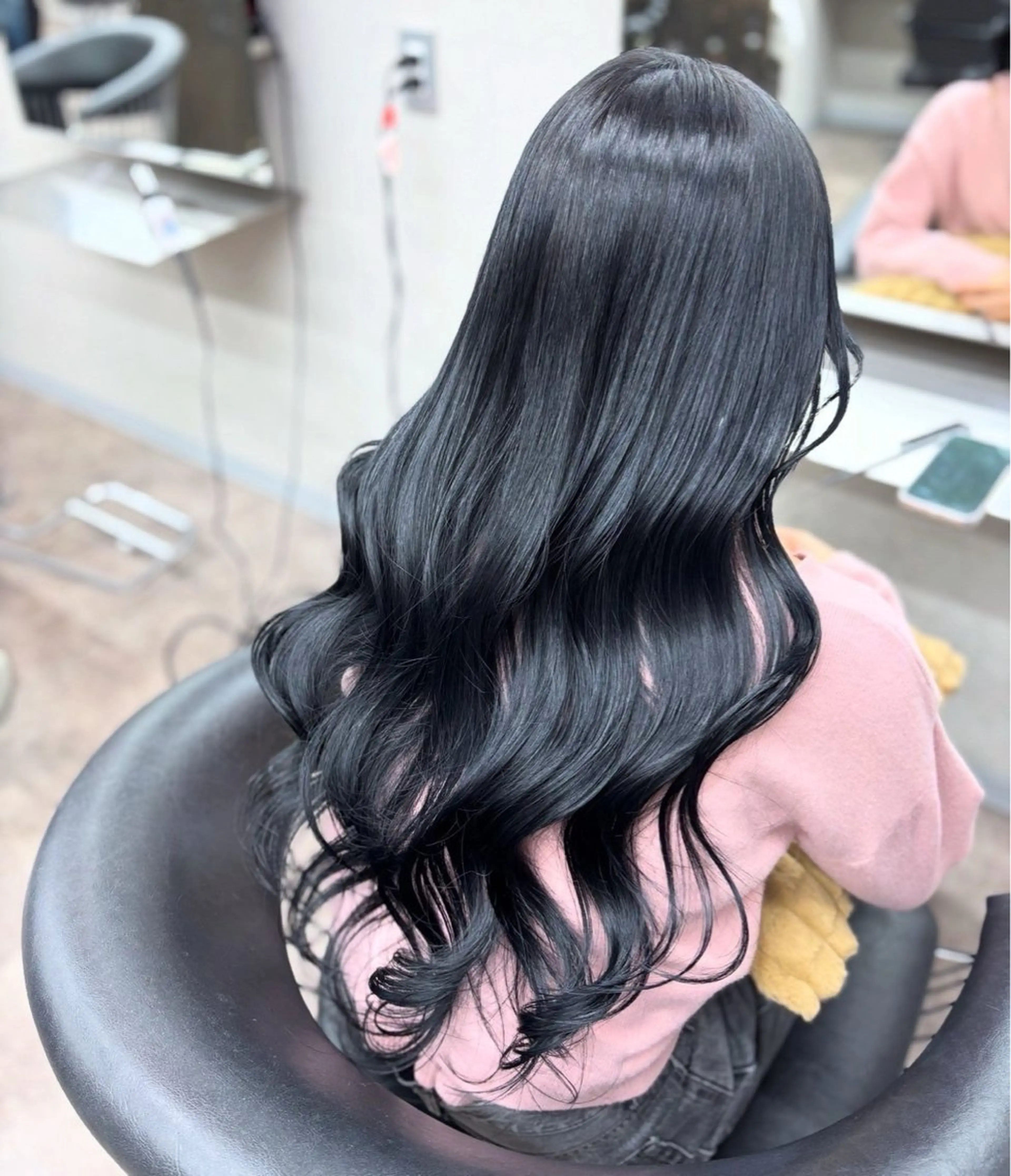 ロング ヘアカラー 青木 舞佳のヘアスタイル
