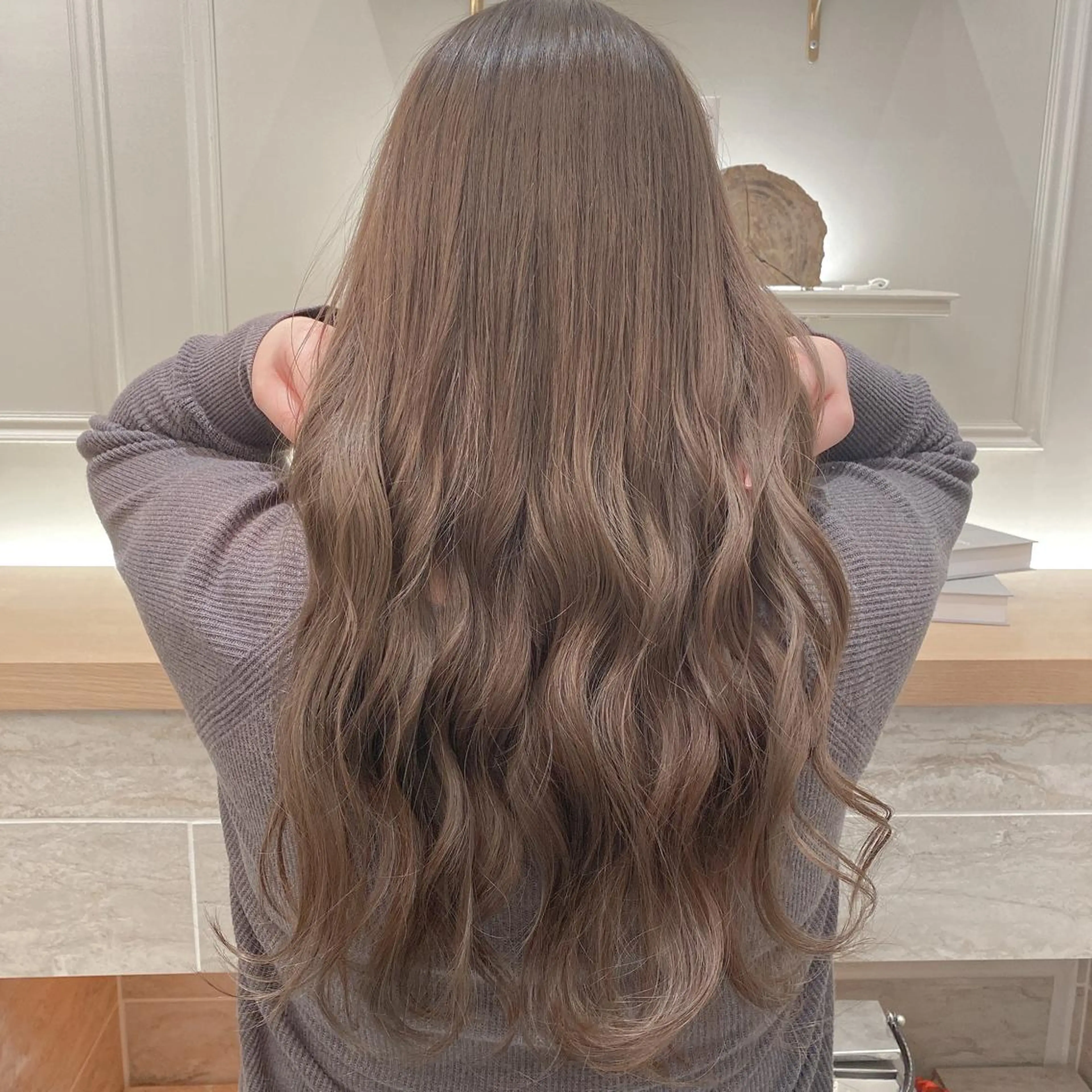 ロング カラー ベージュカラー カット 艶カラー吉祥寺🌸 KAZUEのヘアスタイル