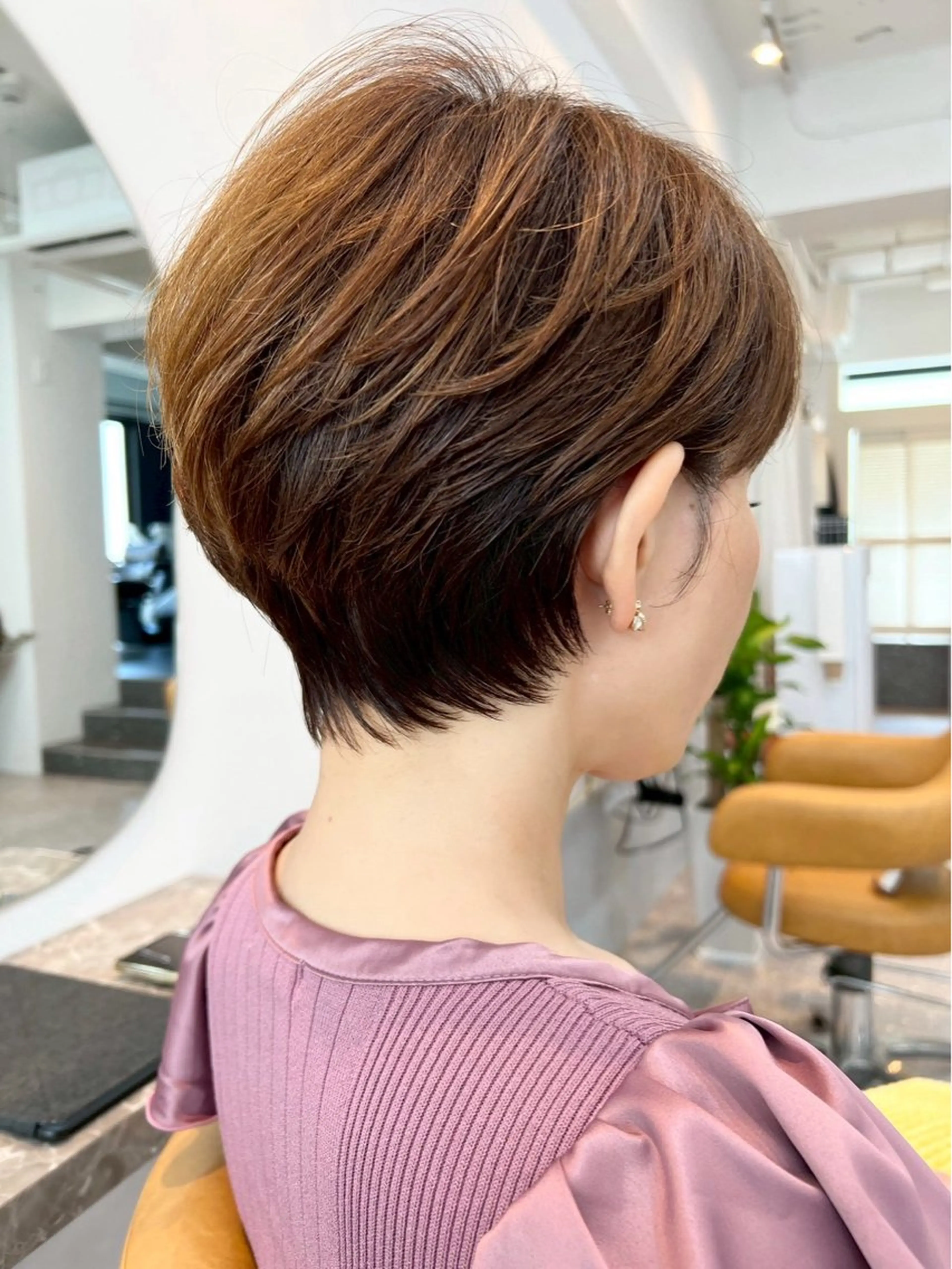 ショート fAture.所属・土井 優のヘアスタイル