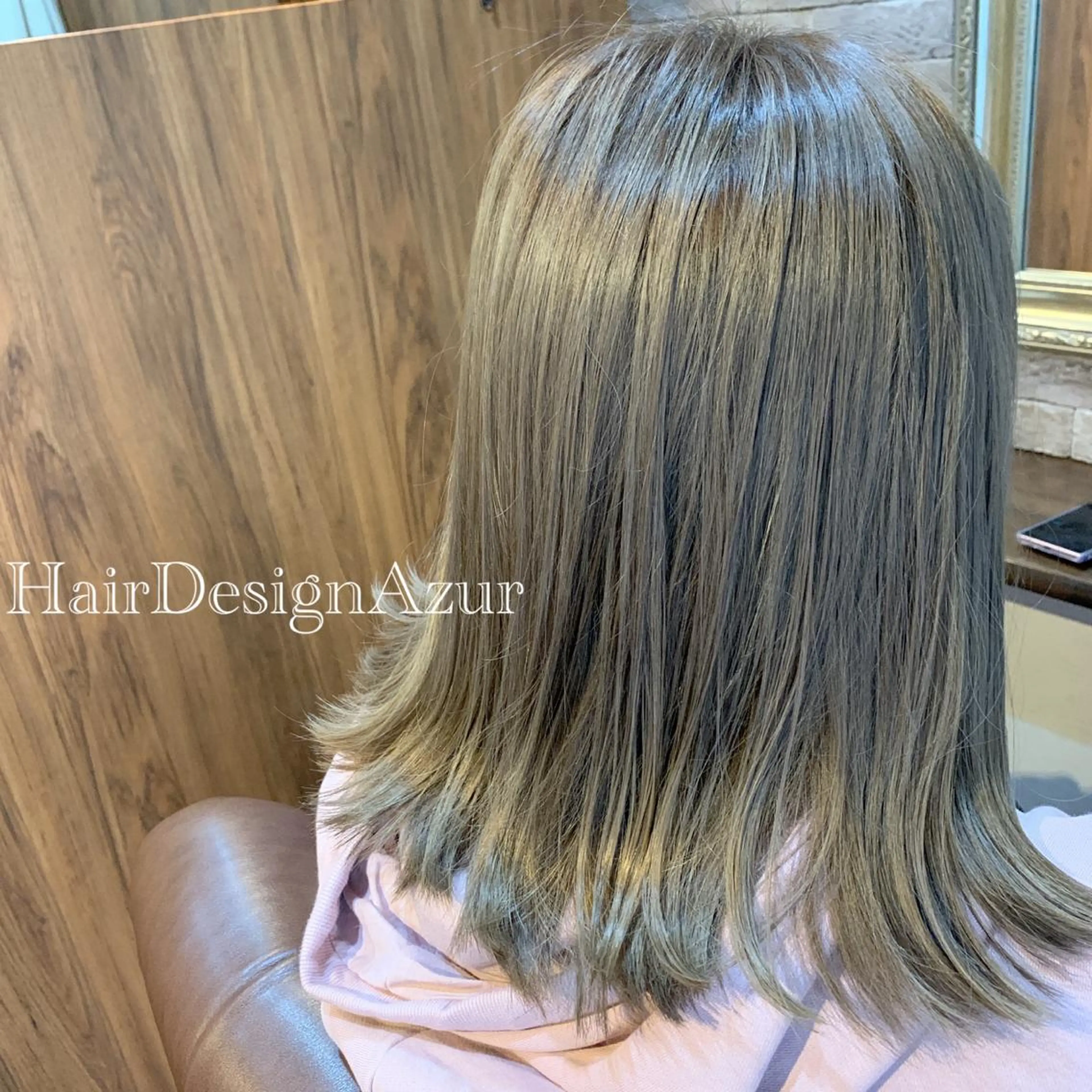 ミディアム カラー HairDesign Azurのヘアスタイル