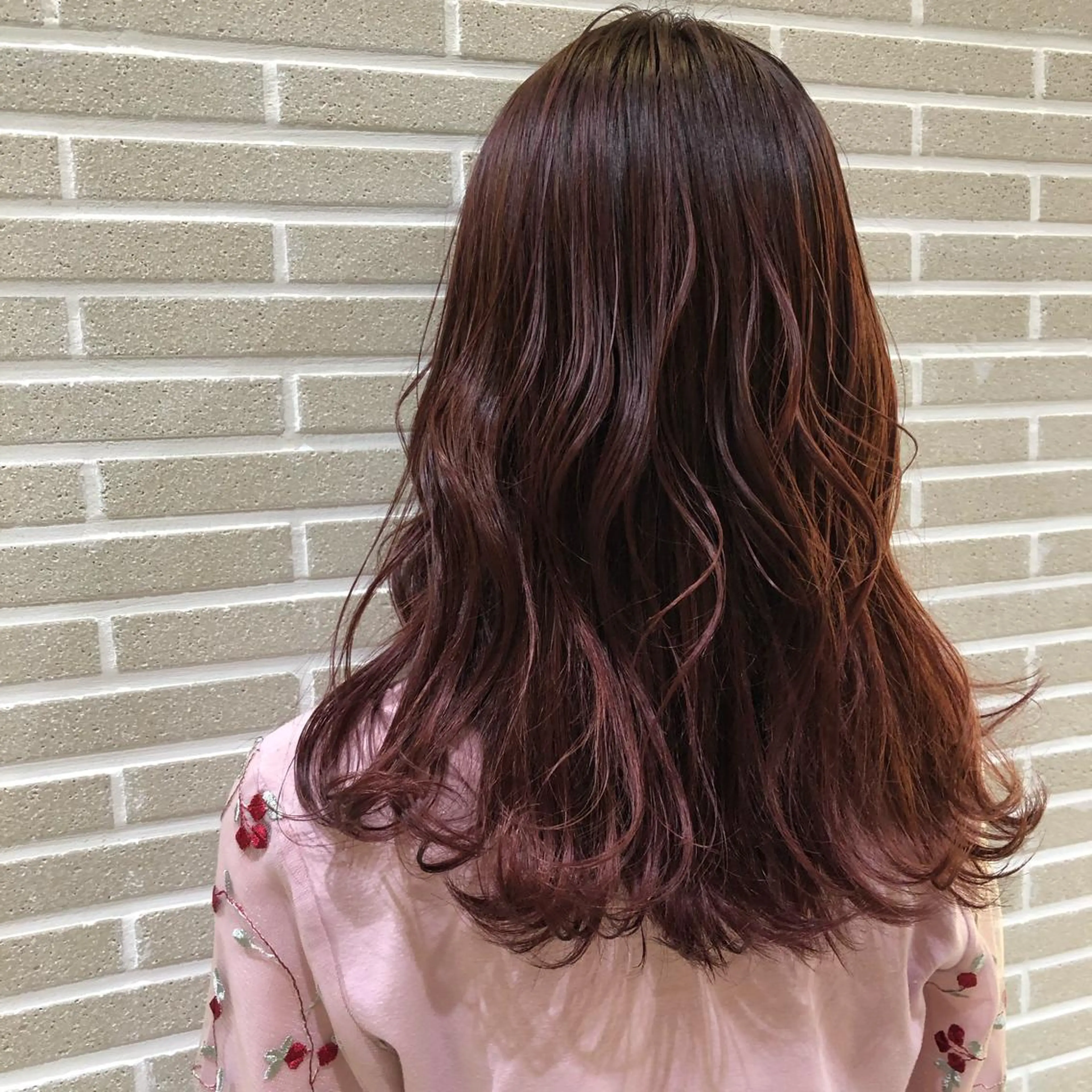 セミロング カット ヘアカラー トリートメント 植田 菜月のヘアスタイル