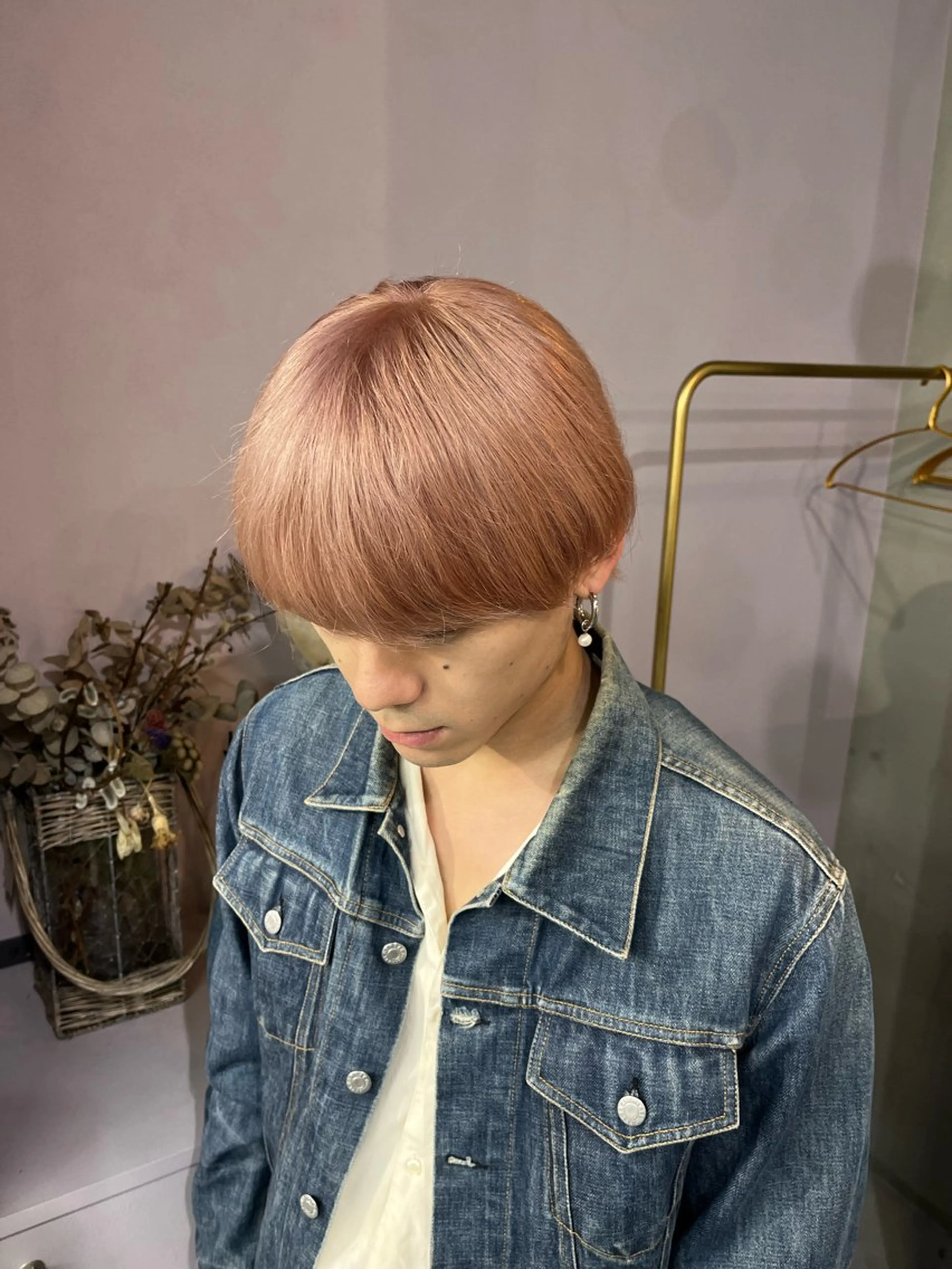 ショート カラー メンズ ベージュカラー ピンクカラー ピンクベージュ qulim所属・櫻井 はるなのヘアスタイル