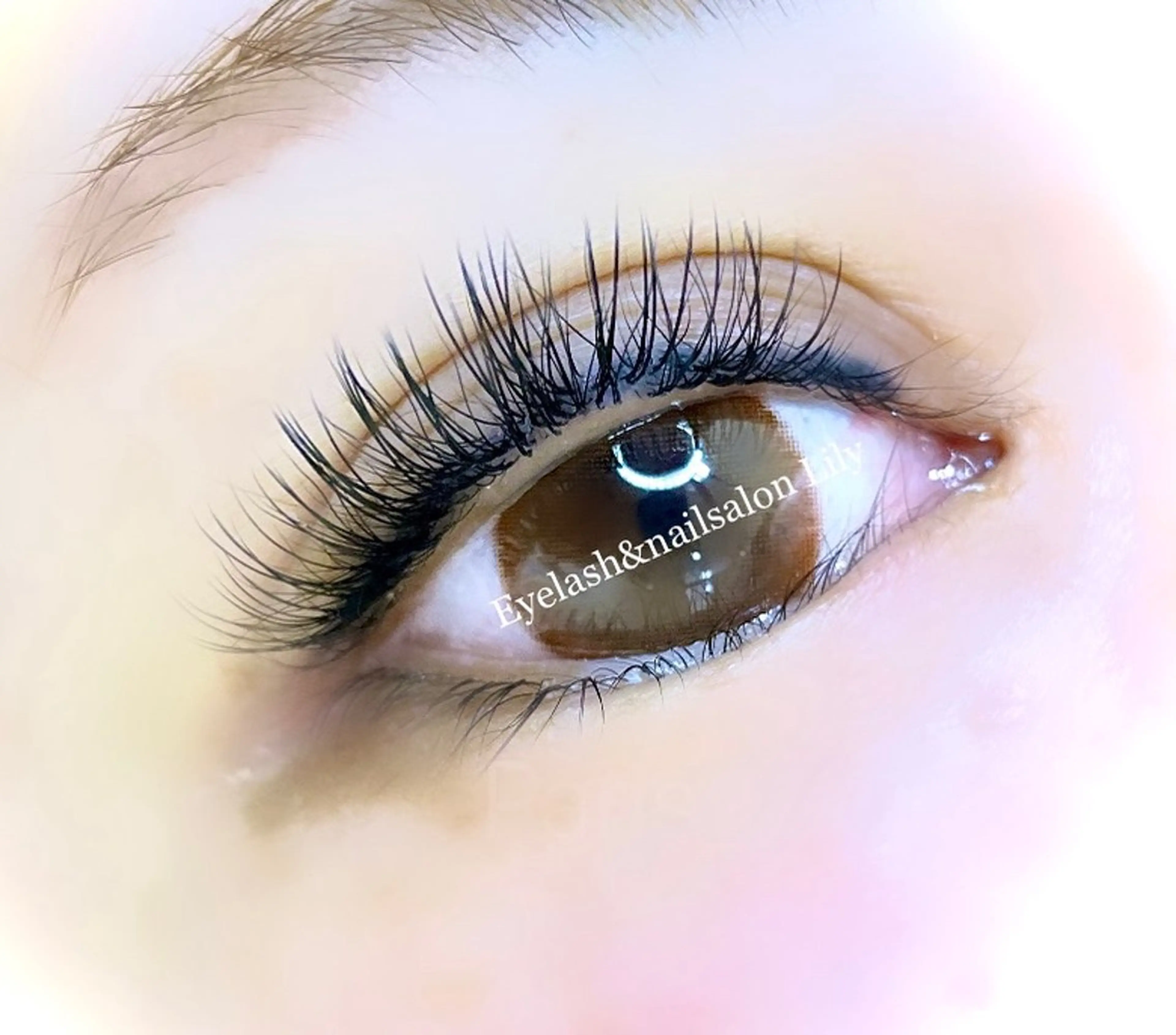 マツエク・マツパ 付け放題 フラットラッシュ マツエク Eyelash&nailsalonLily所属・Manabe nanaのマツエク・マツパデザイン