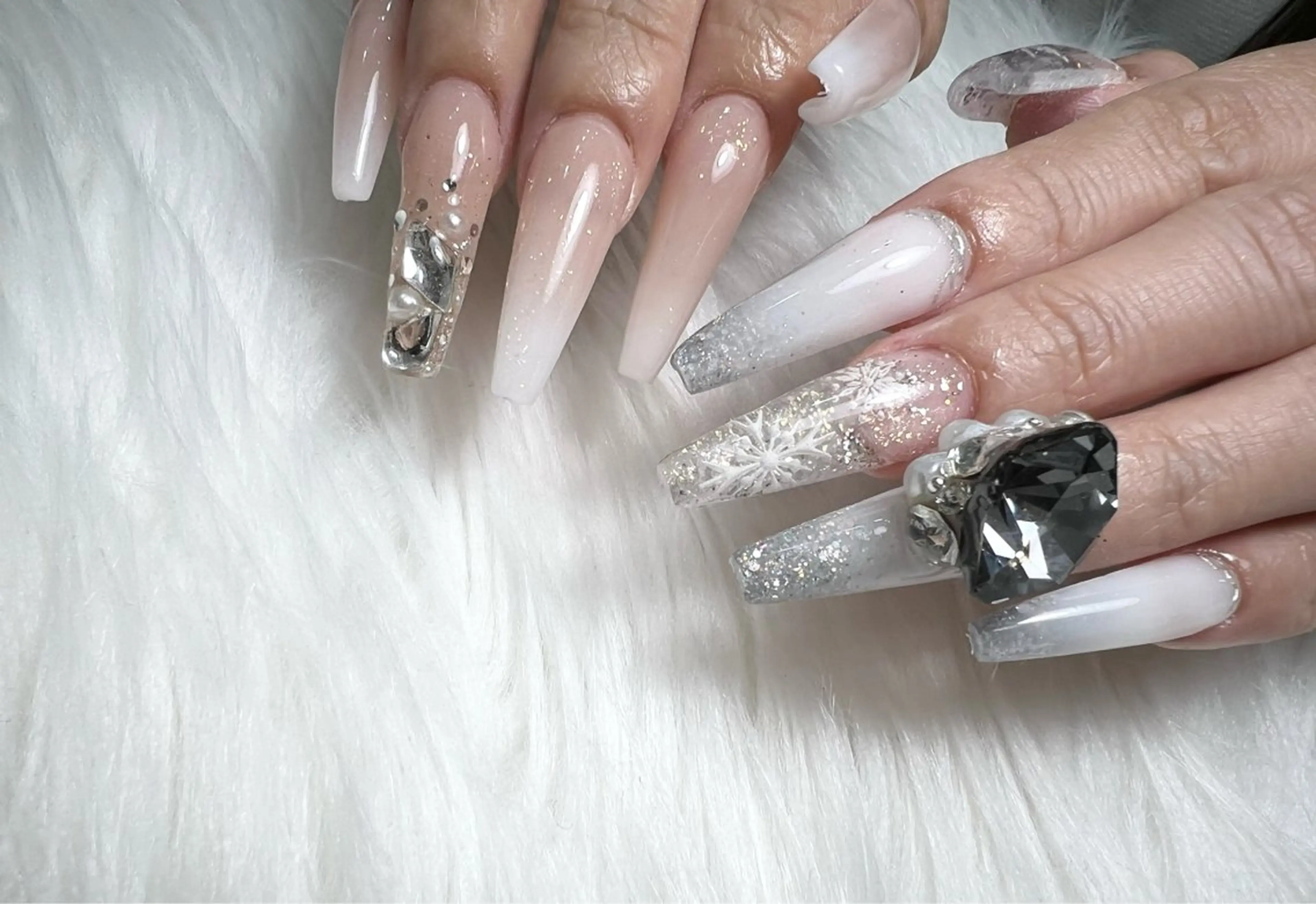 ネイル ViBliss所属・nail salon ViBlissのネイルデザイン