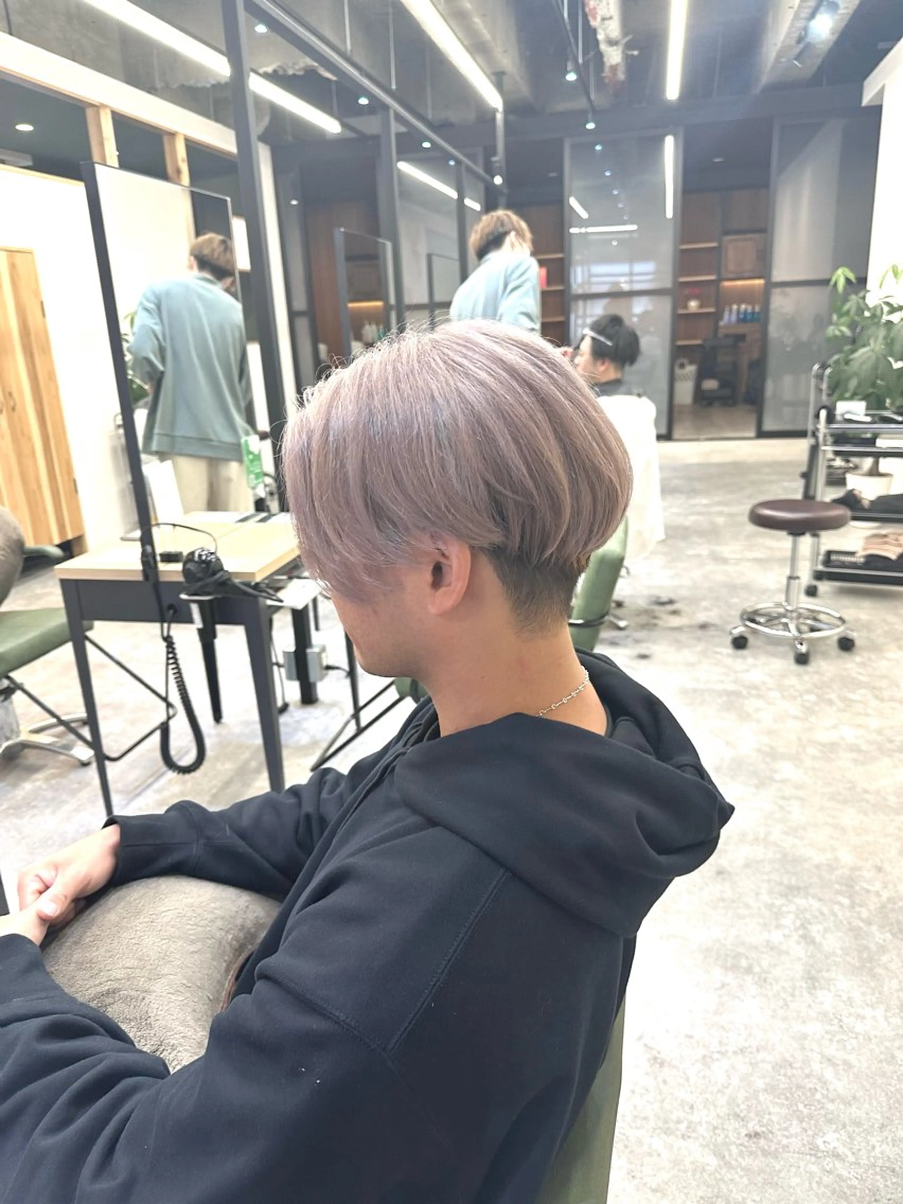 ショート カット ヘアカラー 店長🌟小顔似合わせ デザインカラー◎古田のヘアスタイル