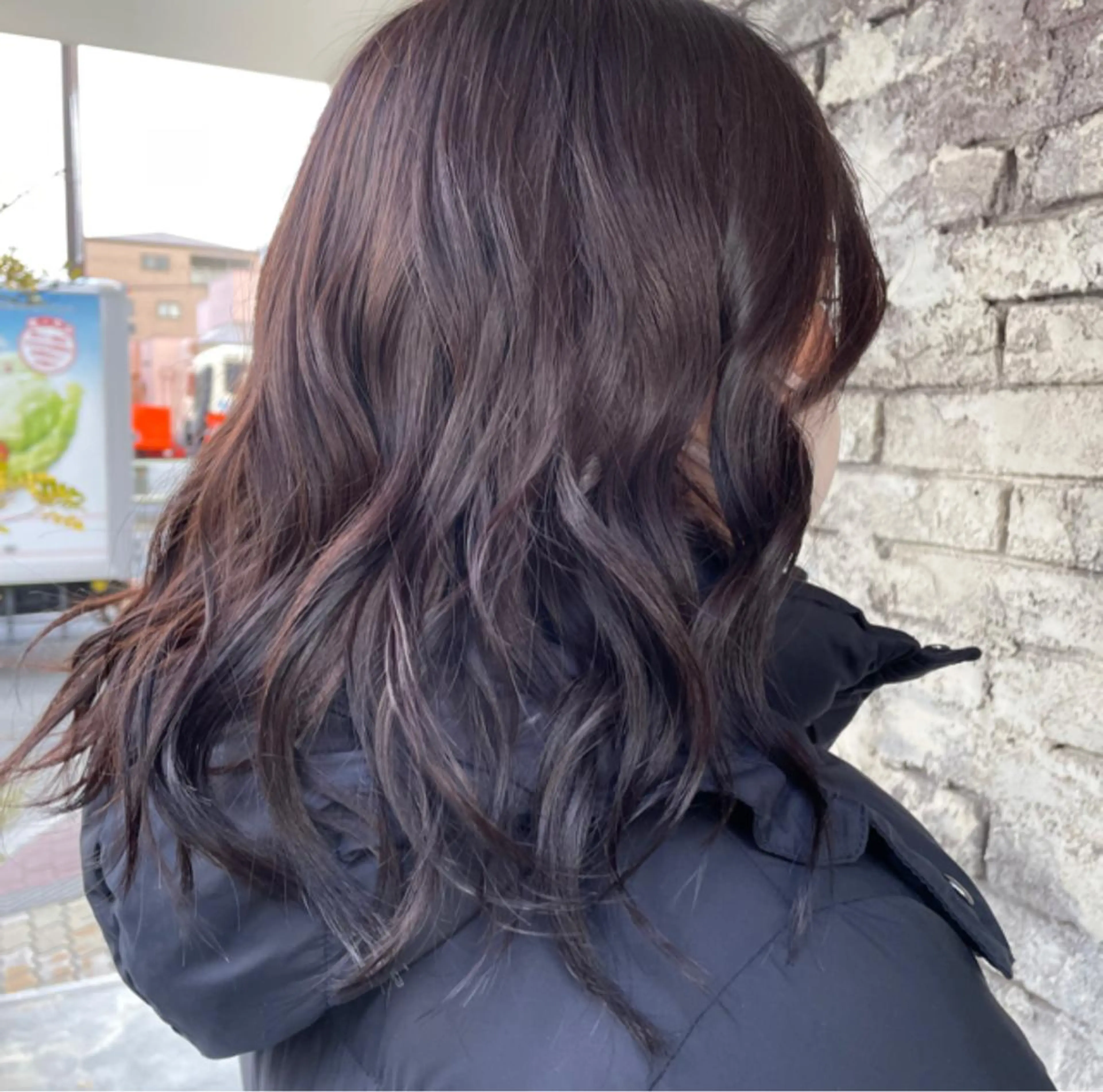セミロング カラー カット ヘアカラー aini　大阪上本町店所属・芥川 未優のヘアスタイル