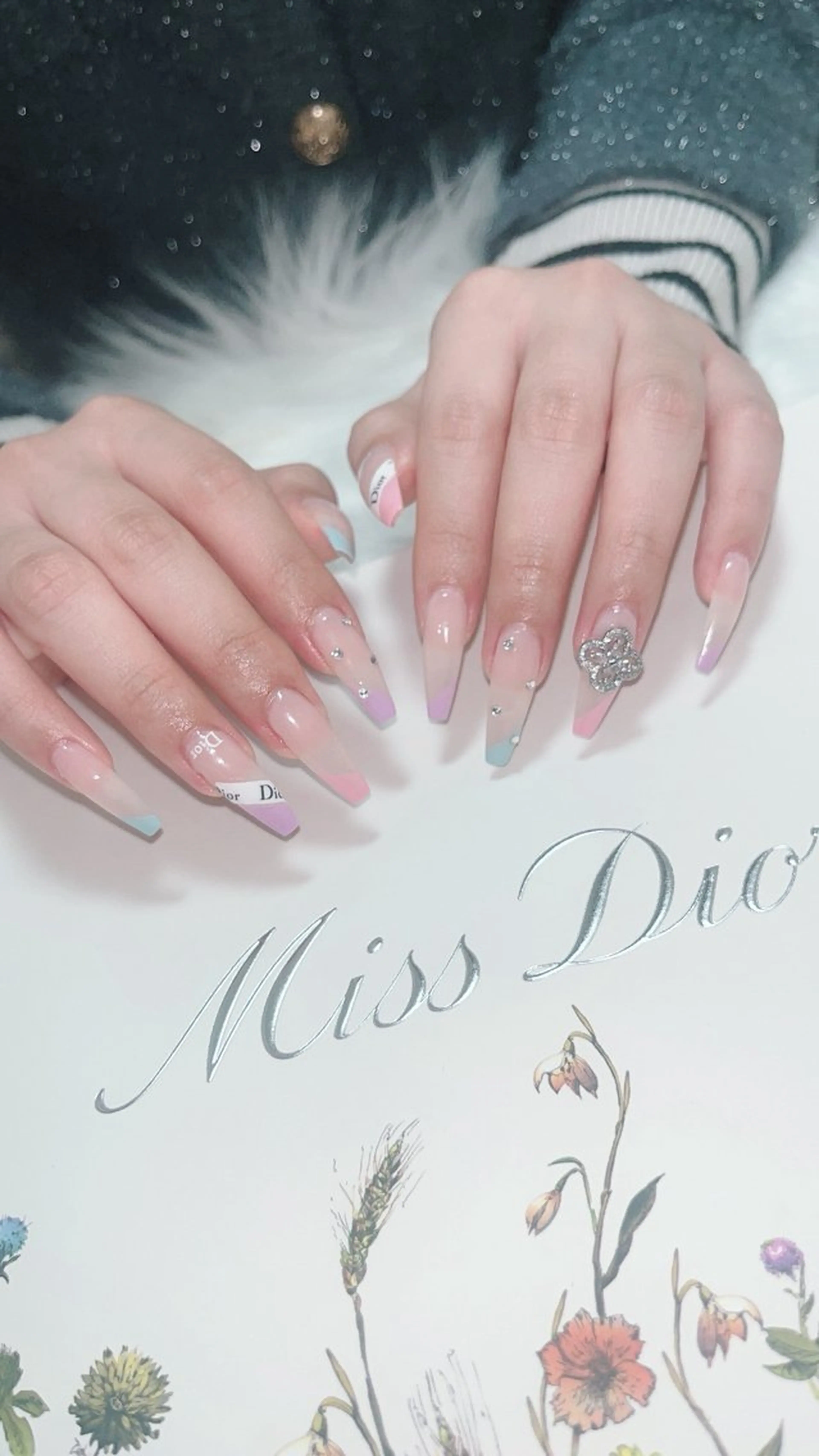 ネイル サンバイエム所属・サンバイエム Rinka♡のネイルデザイン