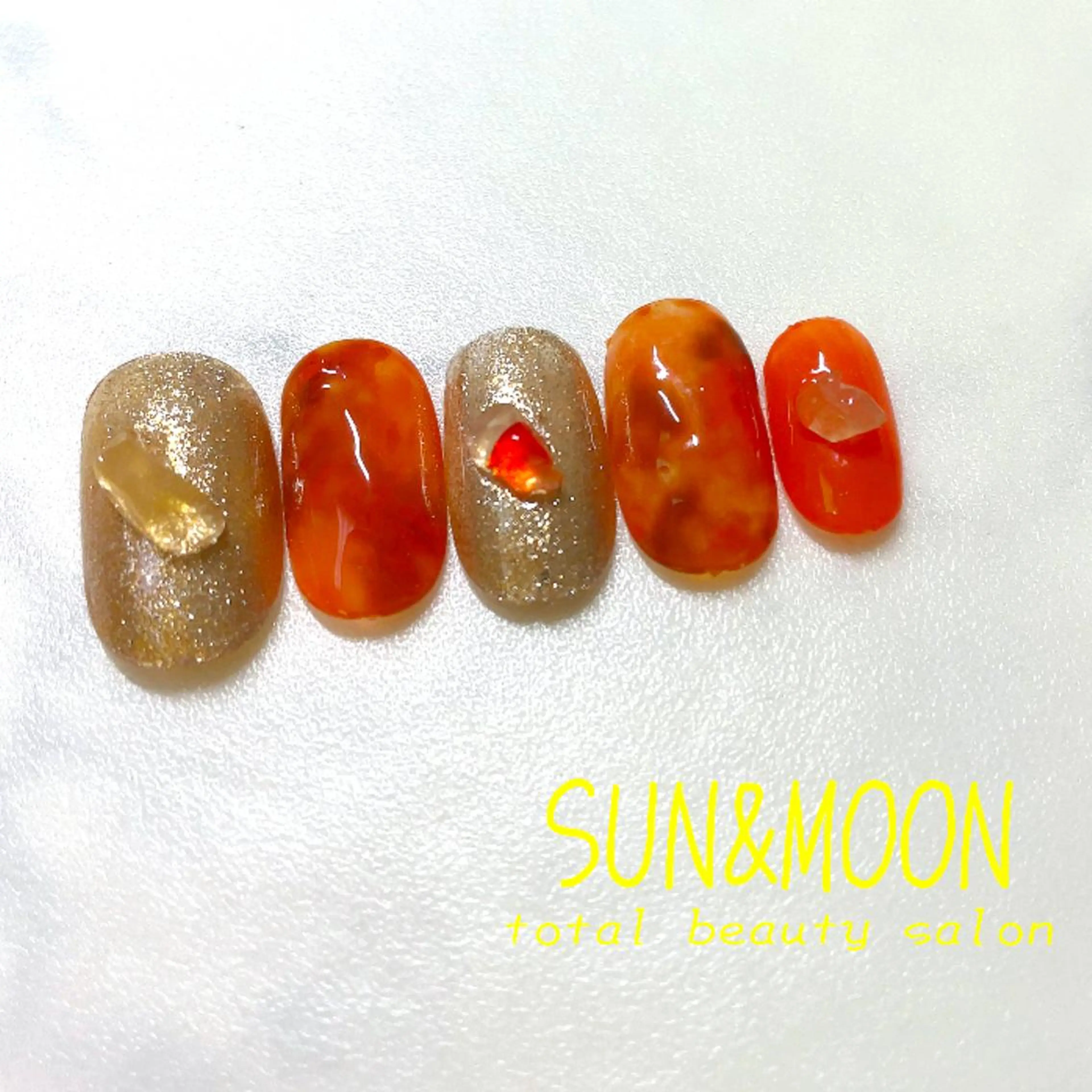 ネイル ストーンネイル ハンドネイル フットネイル SUN&MOON所属・SUN&MOON REOのネイルデザイン