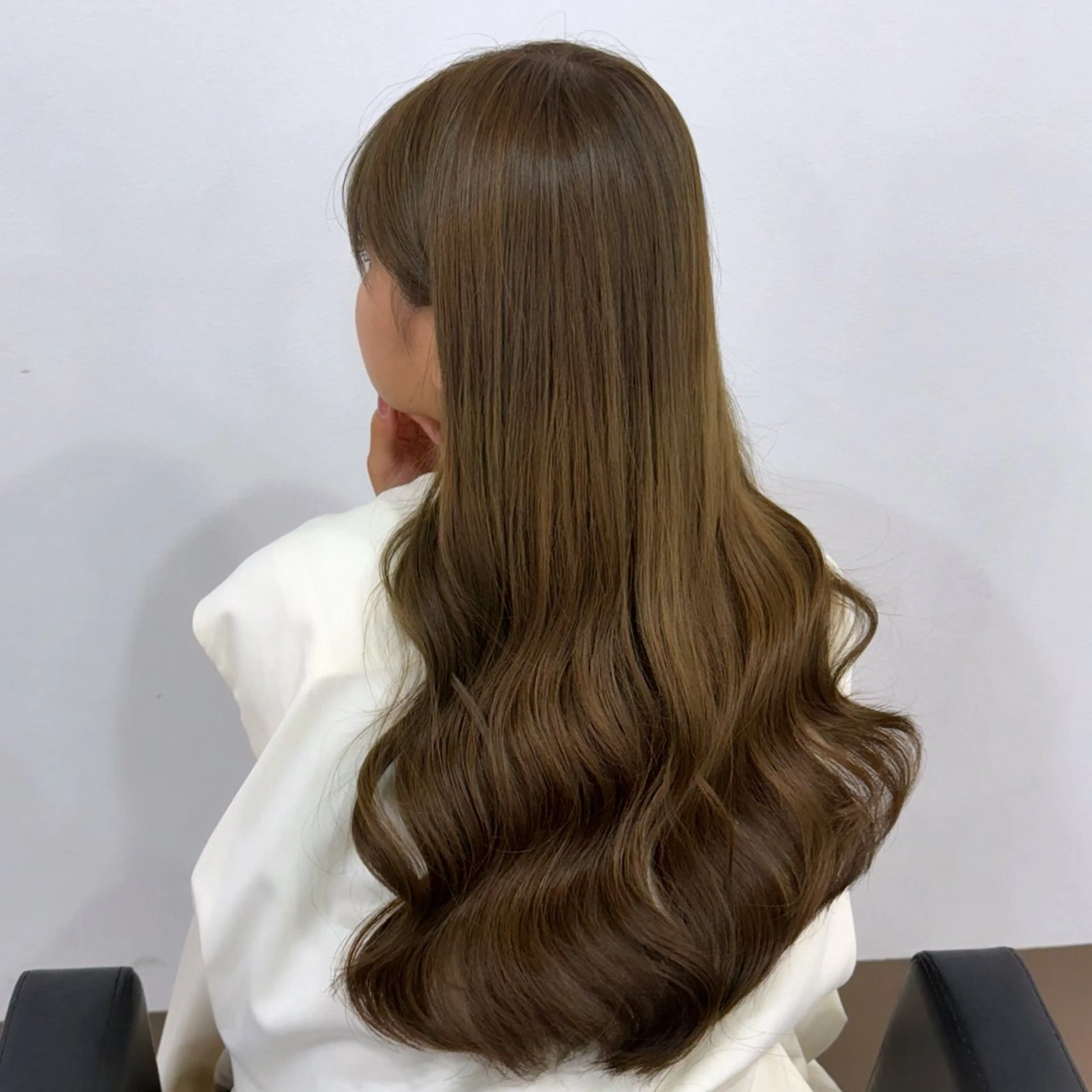 ロング ボブ くびれヘア 髪質改善 韓国風ヘア レイヤーカット 【ioe岡本】🐶 向井歩のヘアスタイル