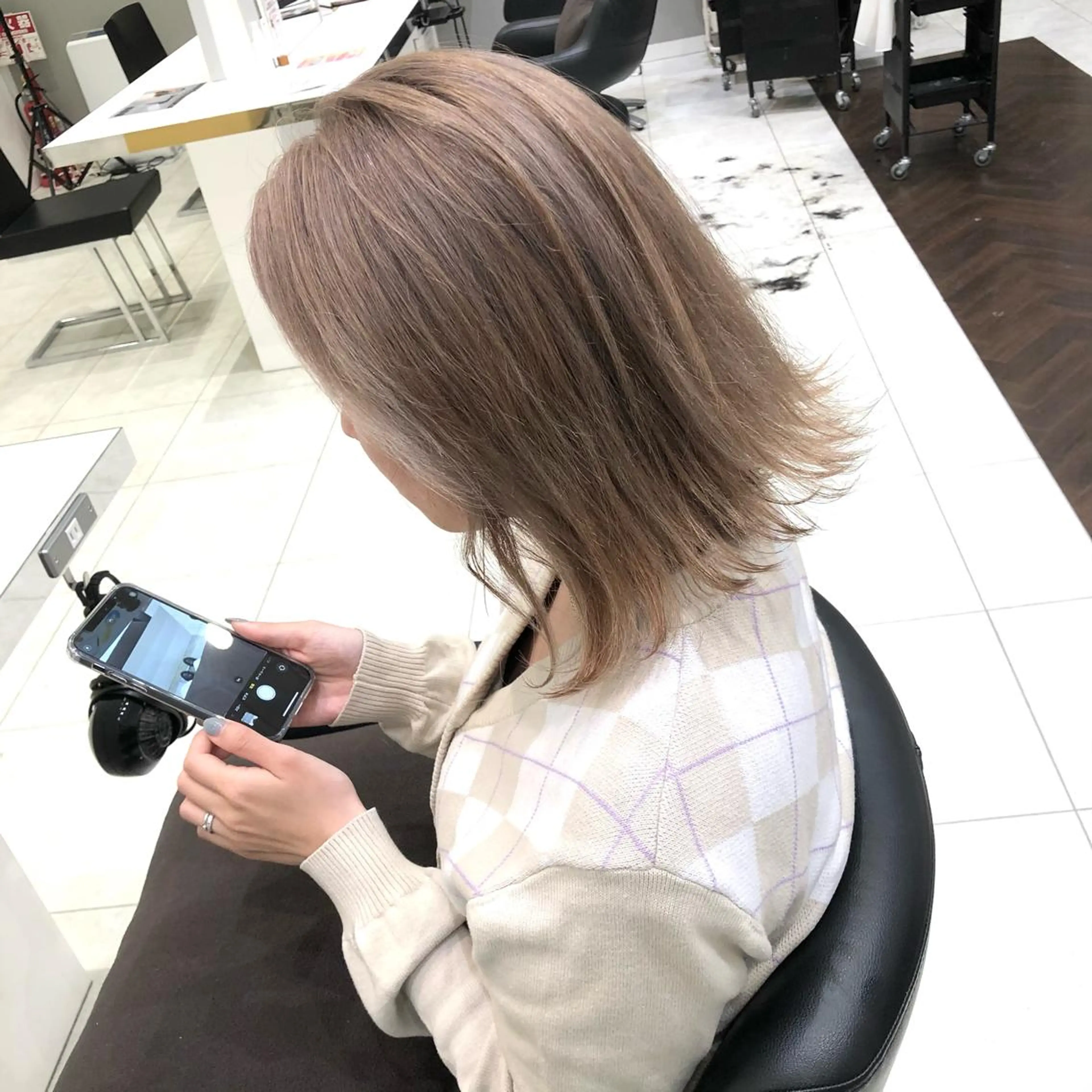 ミディアム カラー ブリーチ無しカラー 👑店長　平松　由のヘアスタイル